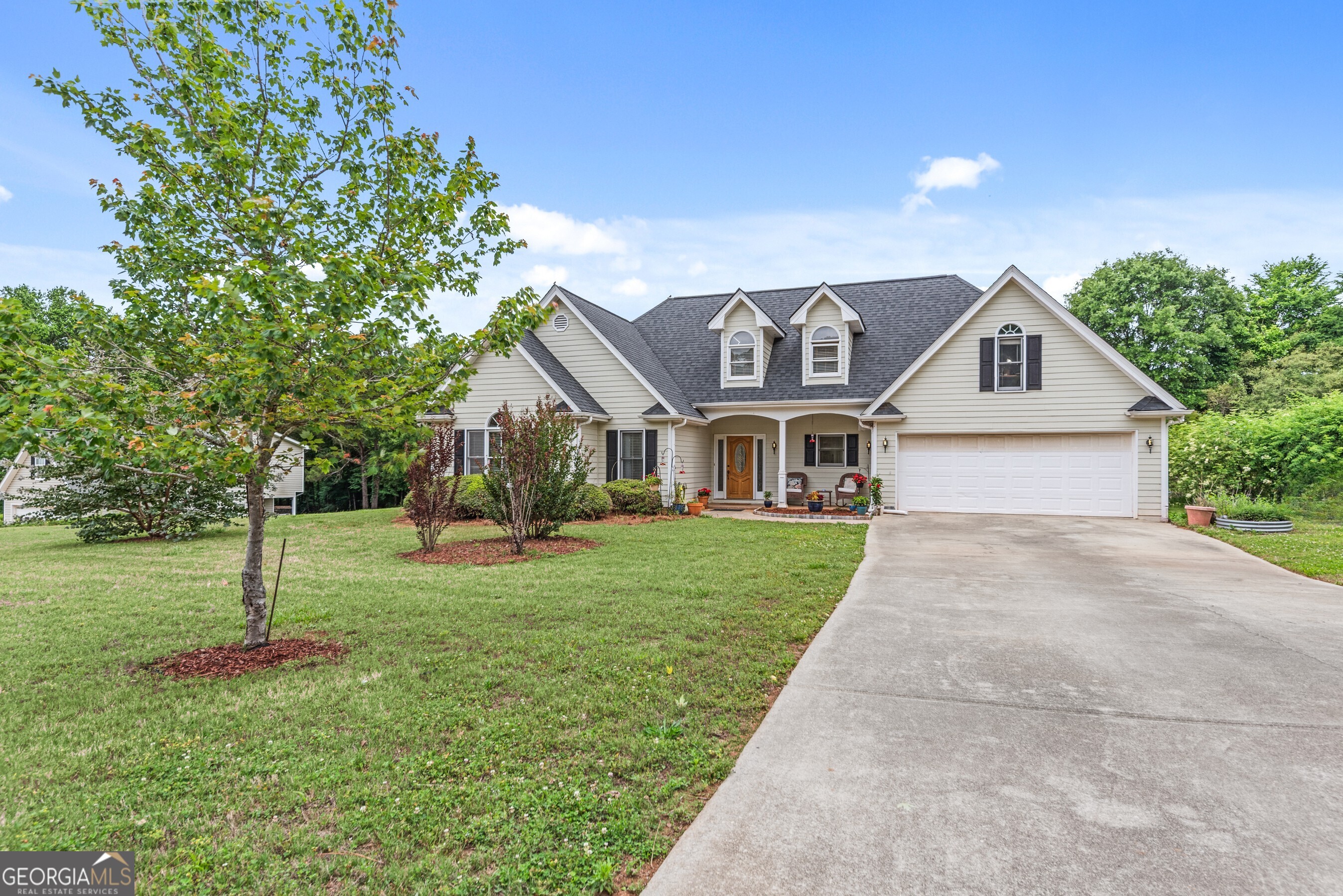 90 Aiken WAY