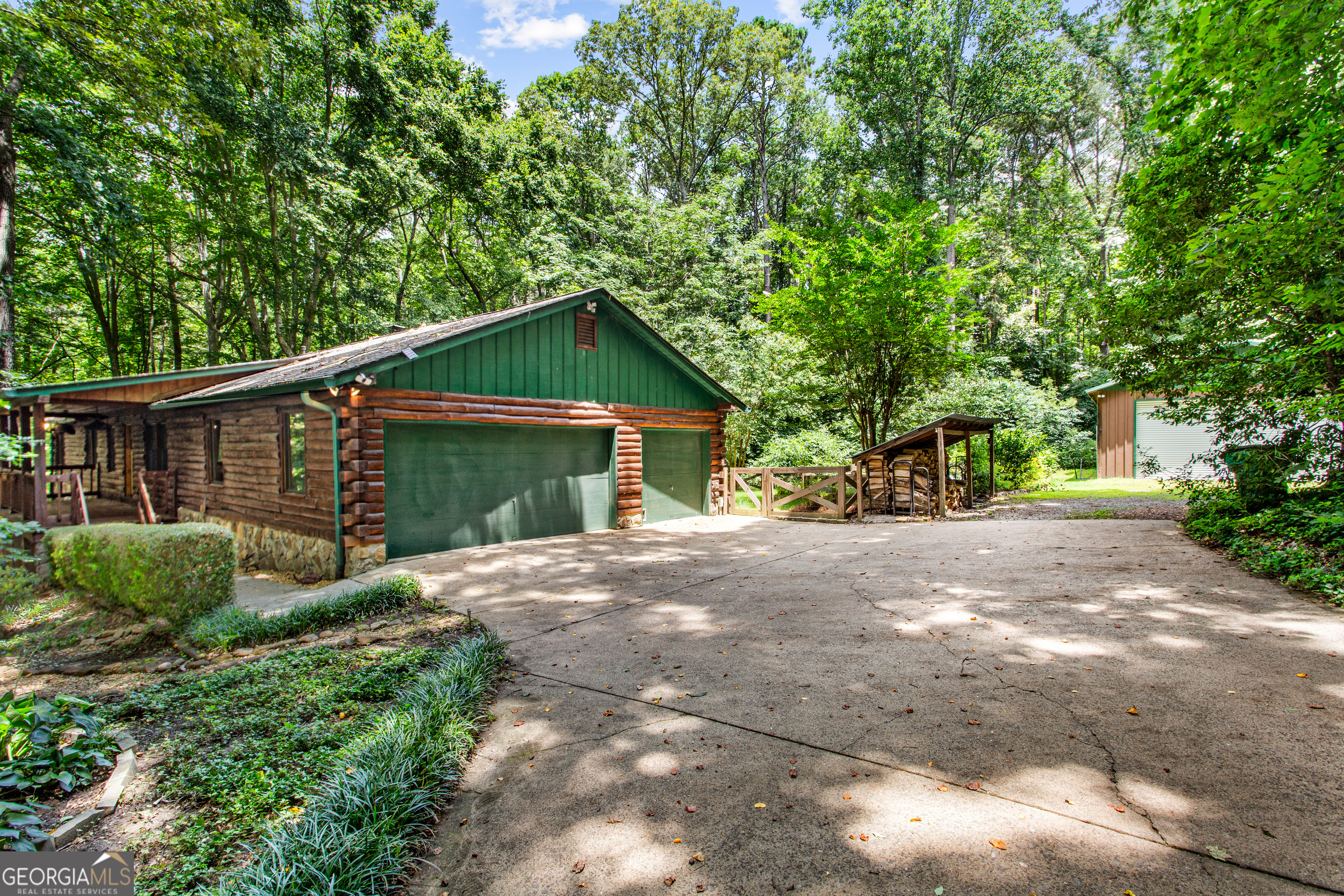 3332 Hunt RD