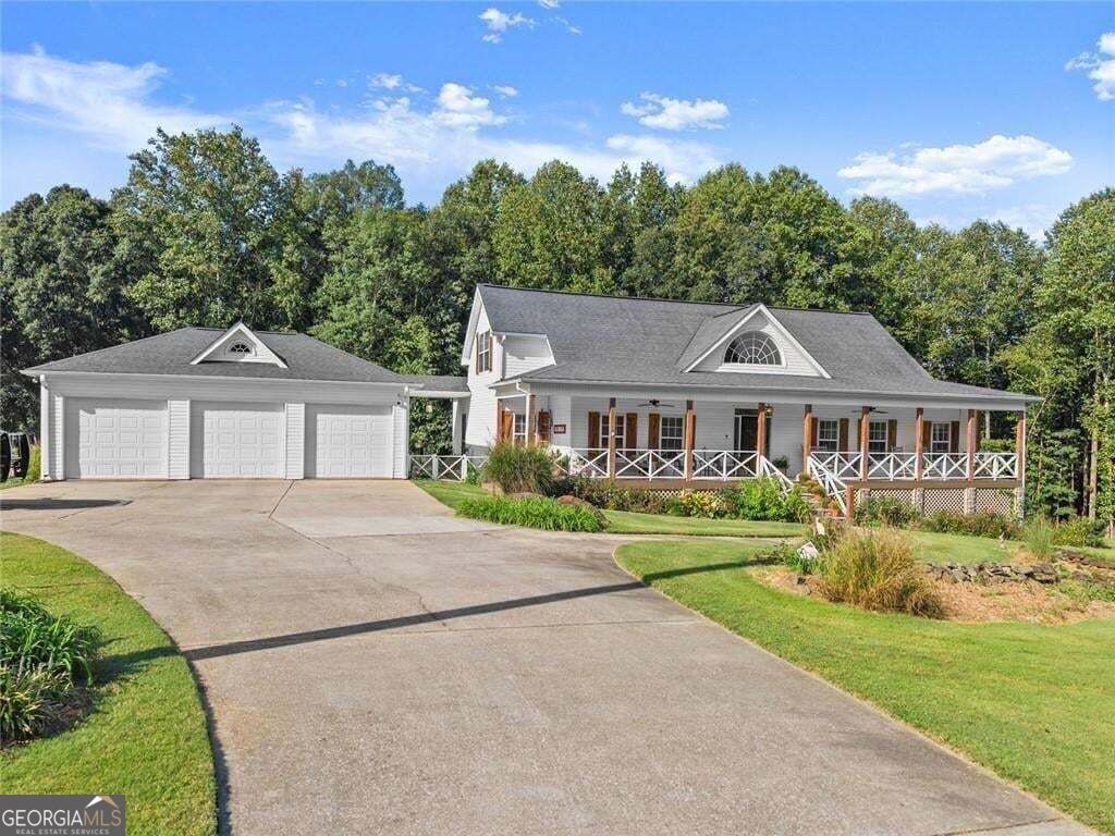 Photo of 195 Sims Farm Way, Maysville, GA 30558 (MLS # 10850221)