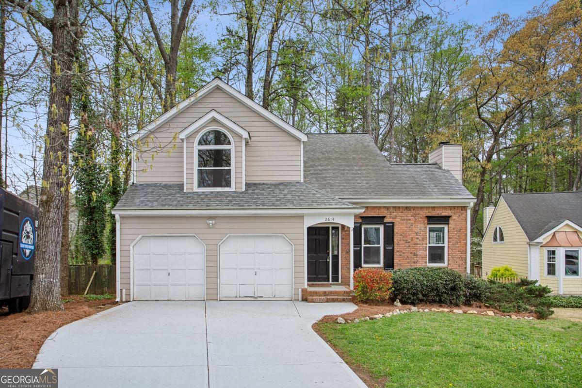 Cobb Place Manor - Residential