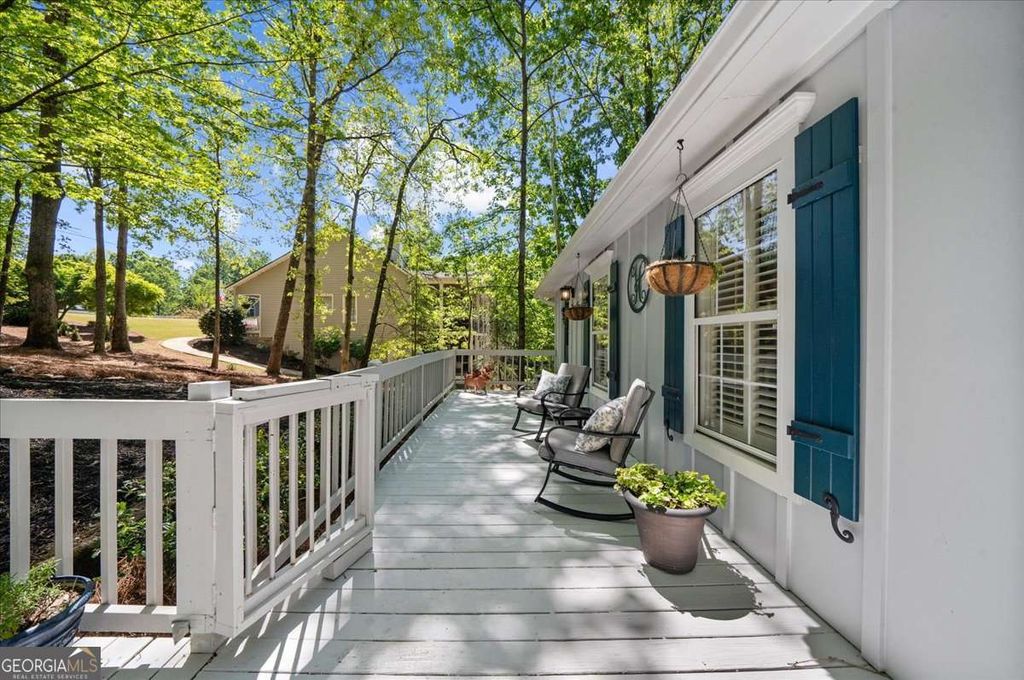 Photo of 6551 Bermuda Lane, Flowery Branch, GA 30542 (MLS # 10735834)