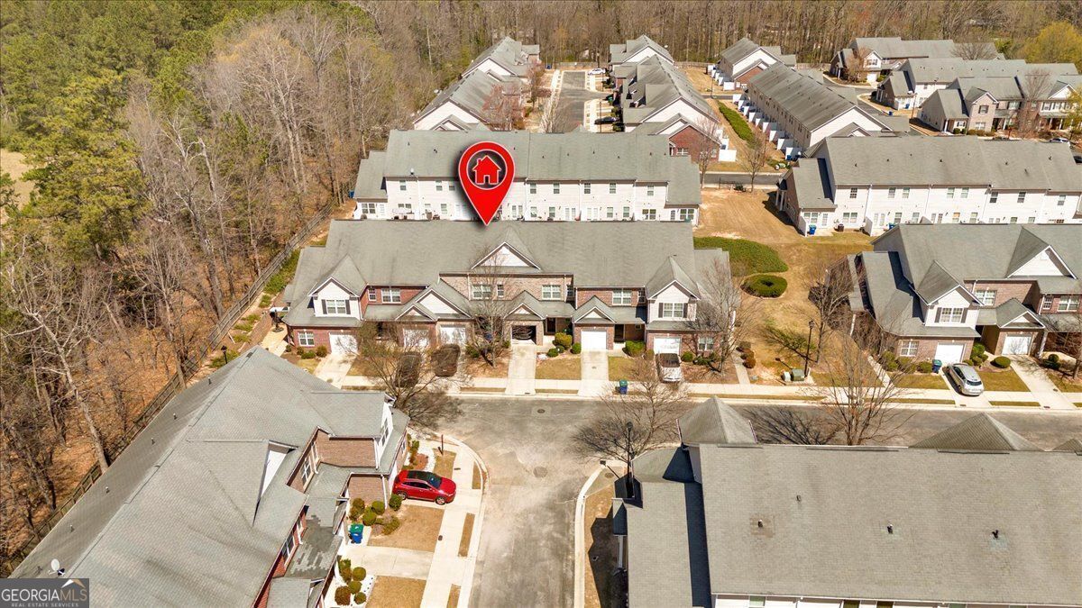 2555 Flat Shoals RD 1104