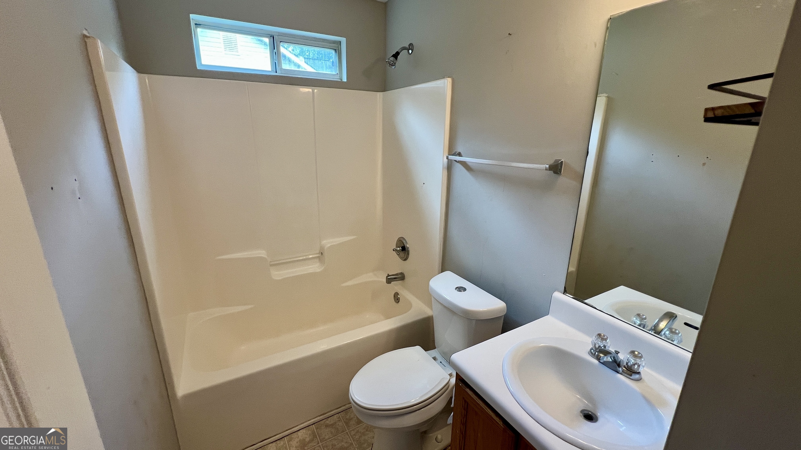195 Creekside DR