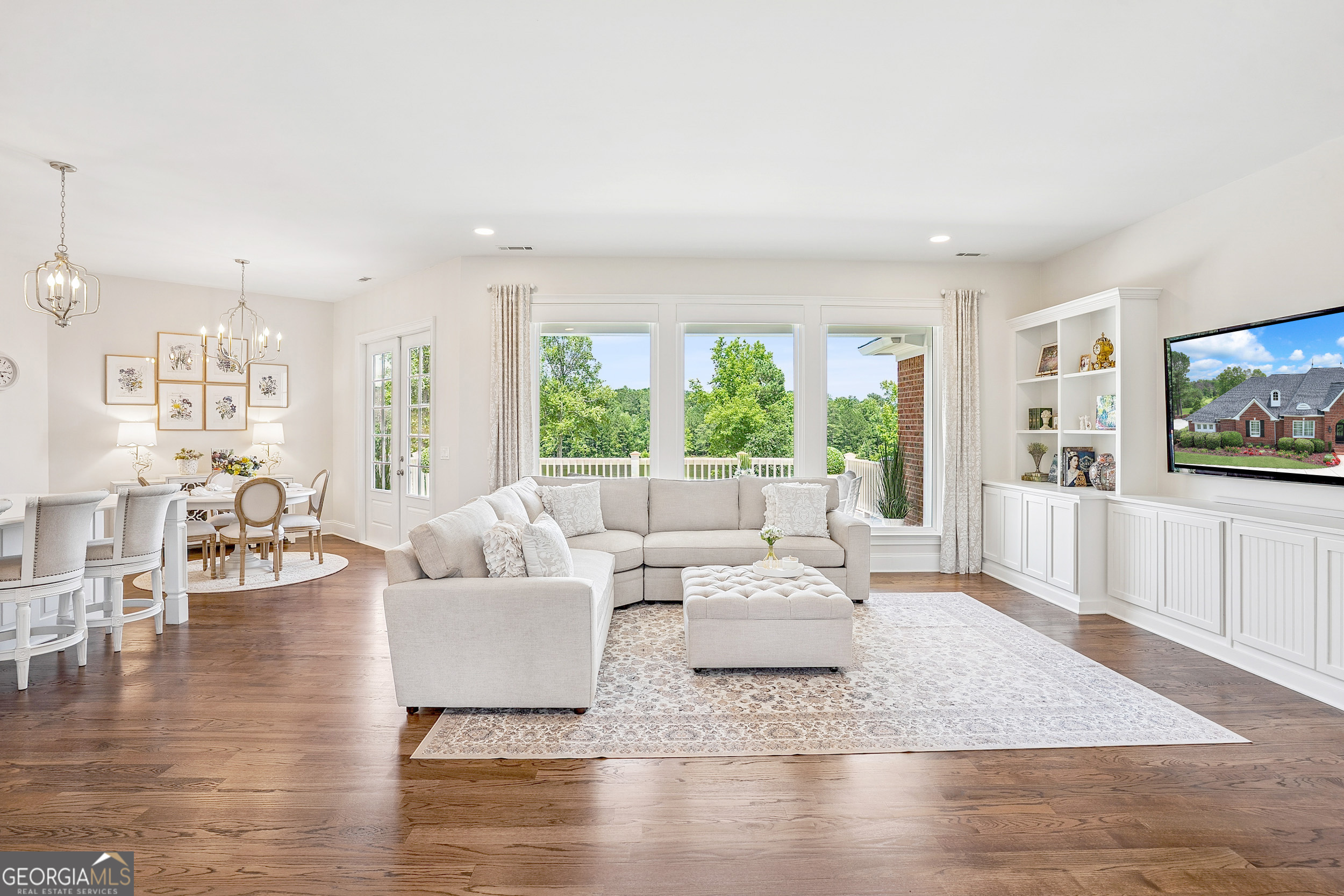 Sharpsburg, Georgia 30277, United States, 5 Bedrooms Bedrooms, ,5 BathroomsBathrooms,Residential,Active,153329