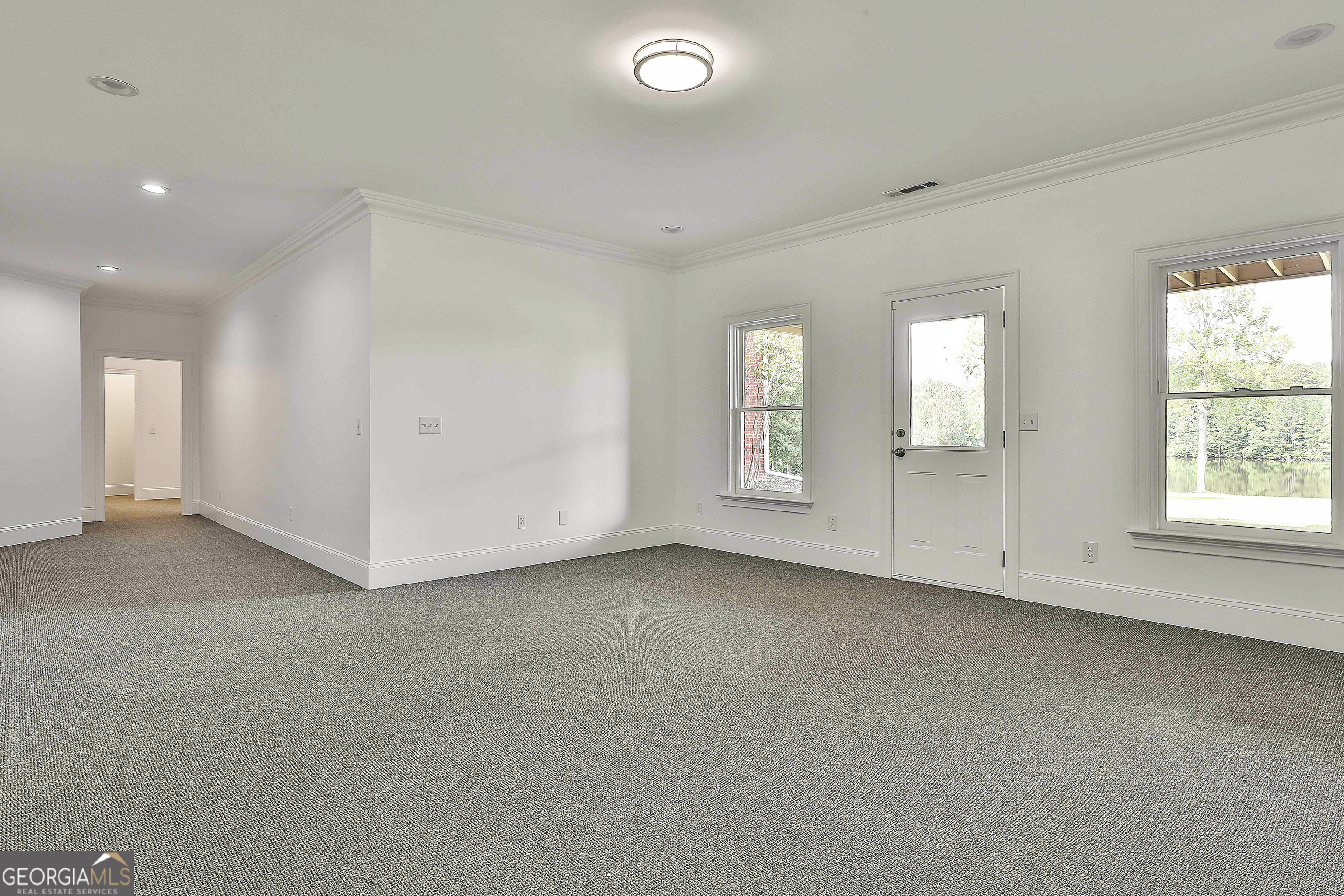 Sharpsburg, Georgia 30277, United States, 5 Bedrooms Bedrooms, ,5 BathroomsBathrooms,Residential,Active,153329