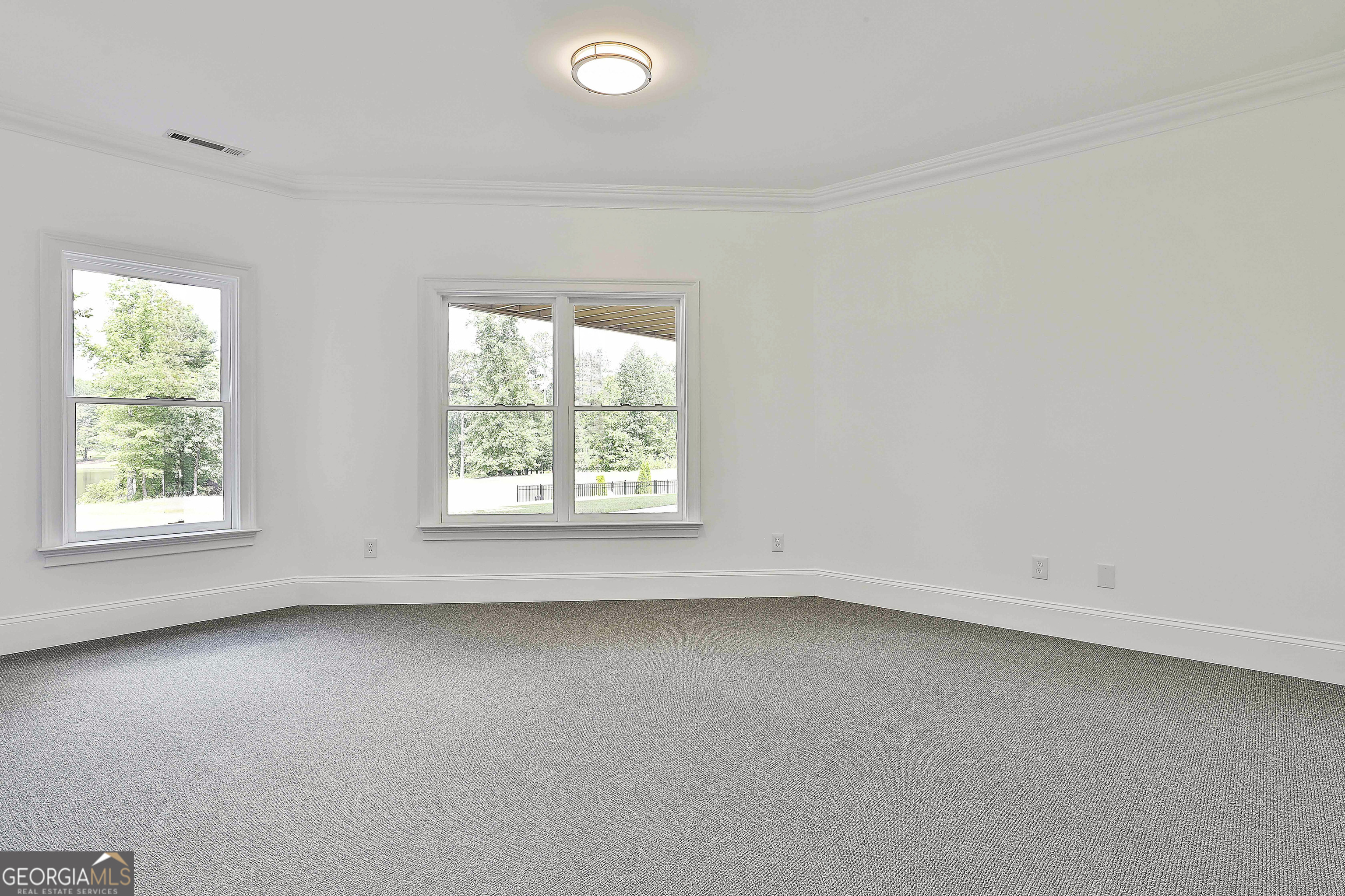 Sharpsburg, Georgia 30277, United States, 5 Bedrooms Bedrooms, ,5 BathroomsBathrooms,Residential,Active,153329