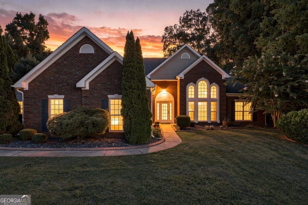 Photo of 1203 Foxcreek Drive, McDonough, GA 30252 (MLS # 10831058)