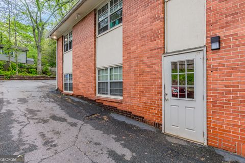 1322 Euclid AVE NE 205 Atlanta GA 30307