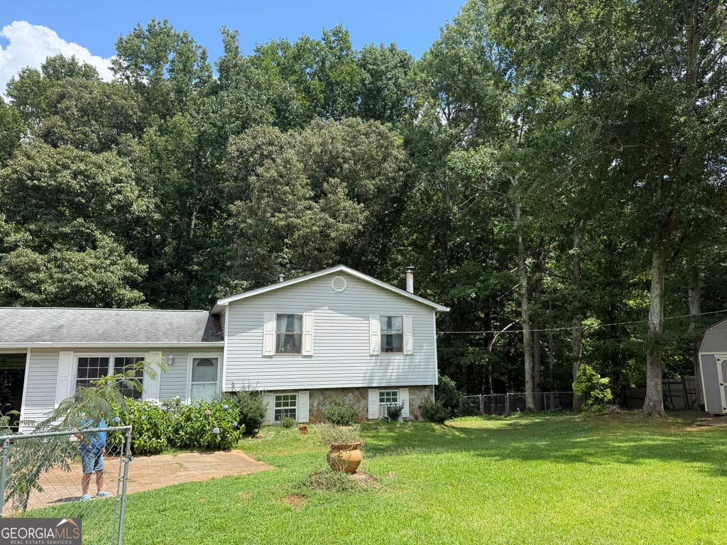 Photo of 160 Tanner Beach Road, Carrollton, GA 30117 (MLS # 10822851)