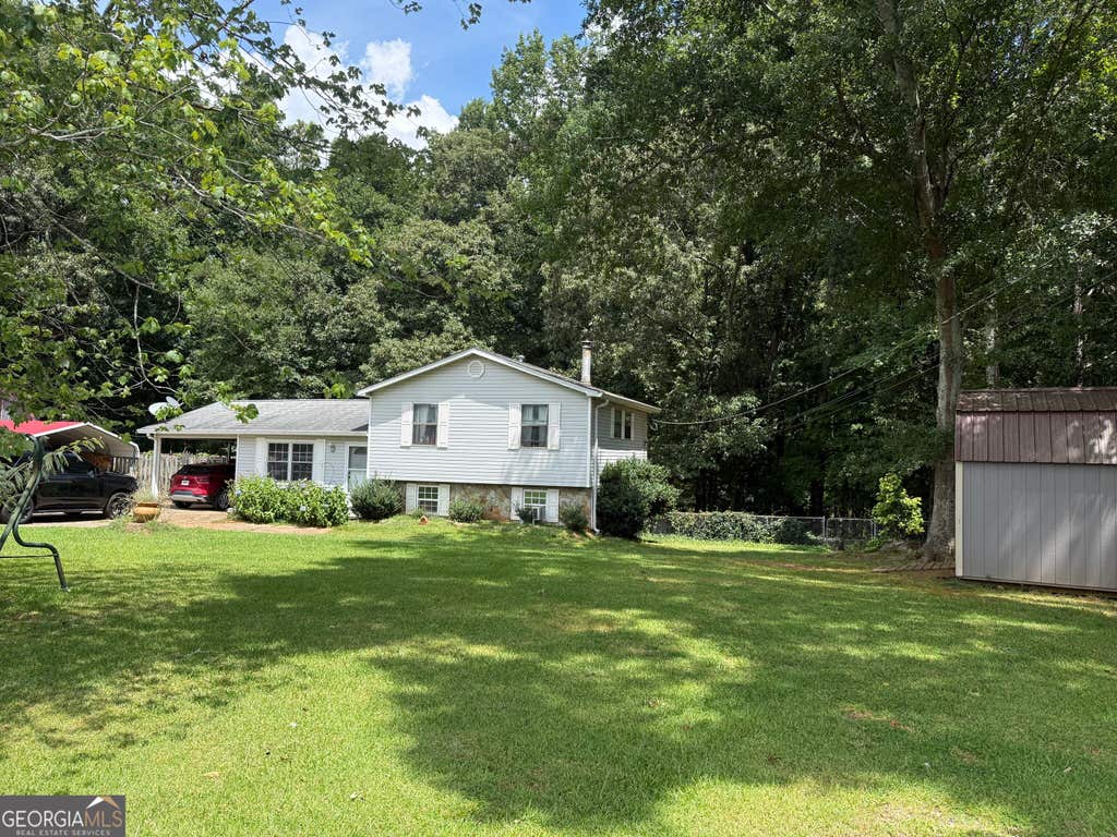 Photo of 160 Tanner Beach Road, Carrollton, GA 30117 (MLS # 10822851)