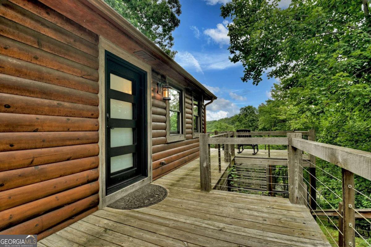 190 Toccoa Heights RD