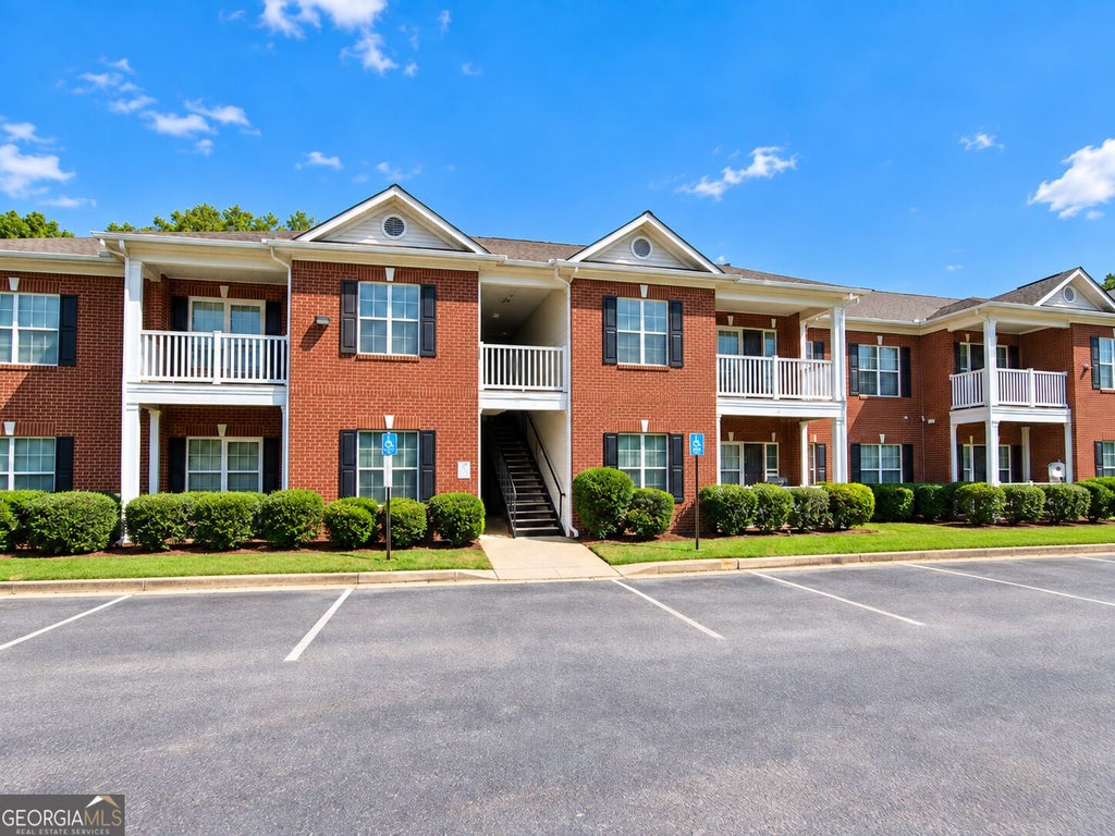 Photo of 7712 Autry Circle #723, Douglasville, GA 30134 (MLS # 10849397)
