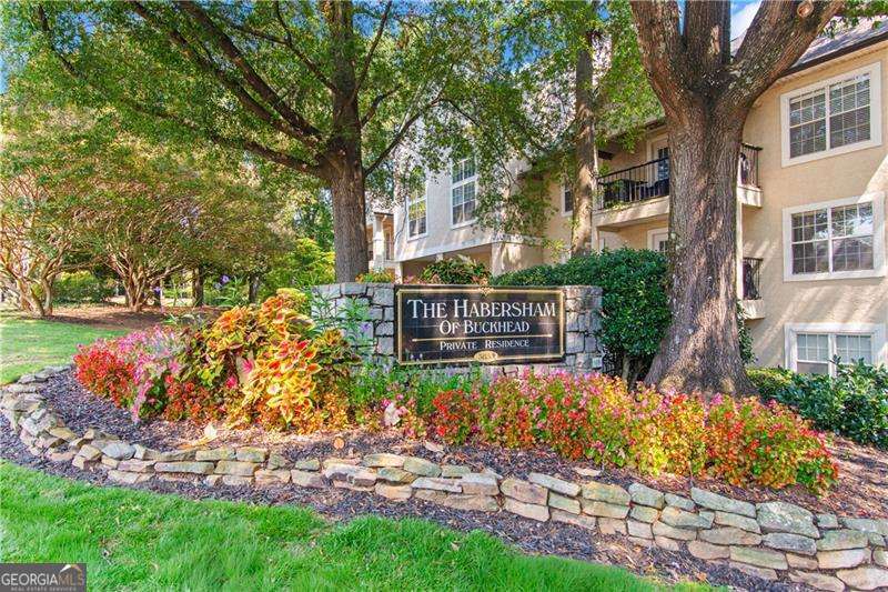 3655 Habersham RD NE 119