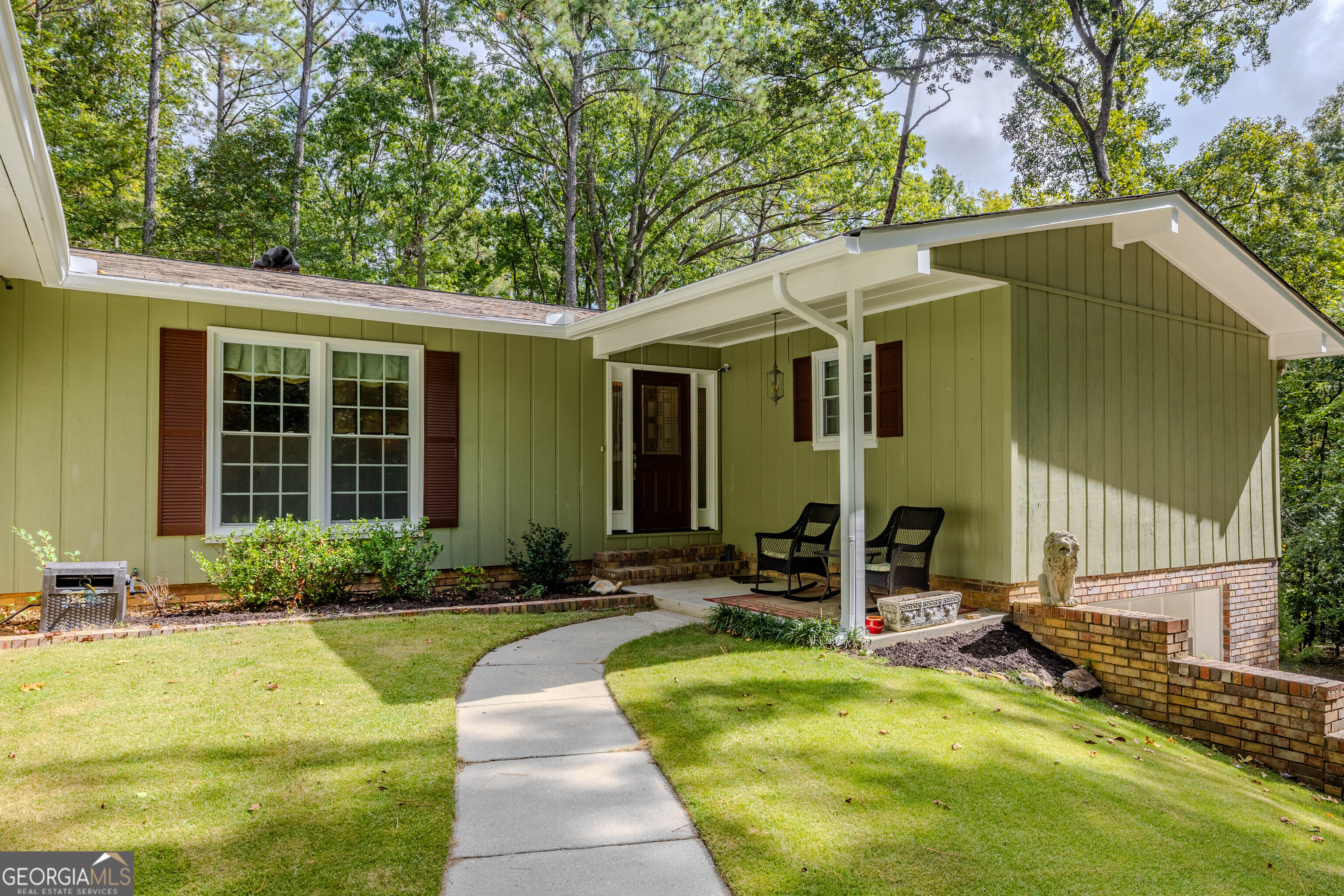 186 Fairview DR SW