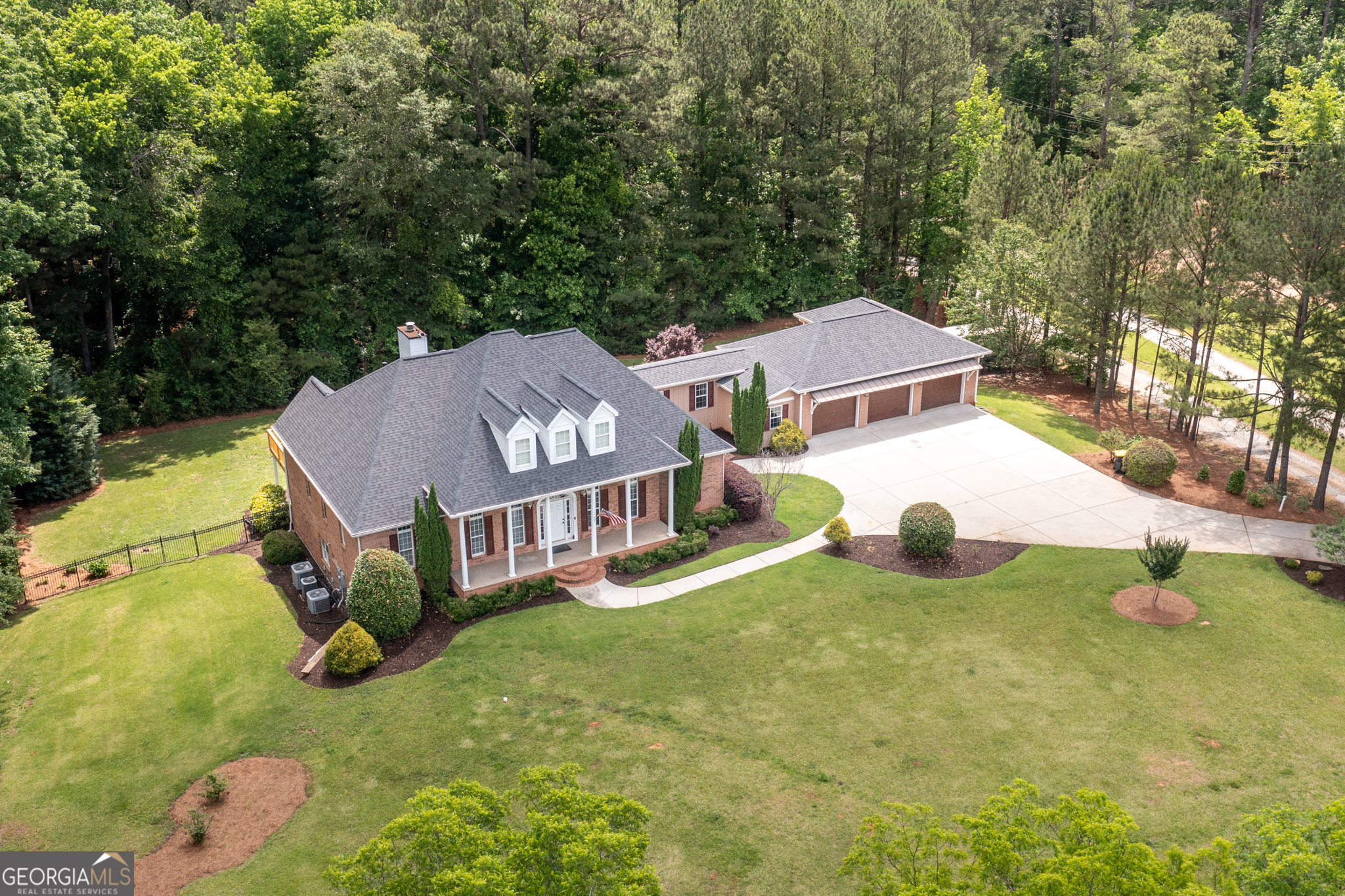 Peachtree City, Georgia 30269, United States, 4 Bedrooms Bedrooms, ,3 BathroomsBathrooms,Residential,Active,3957