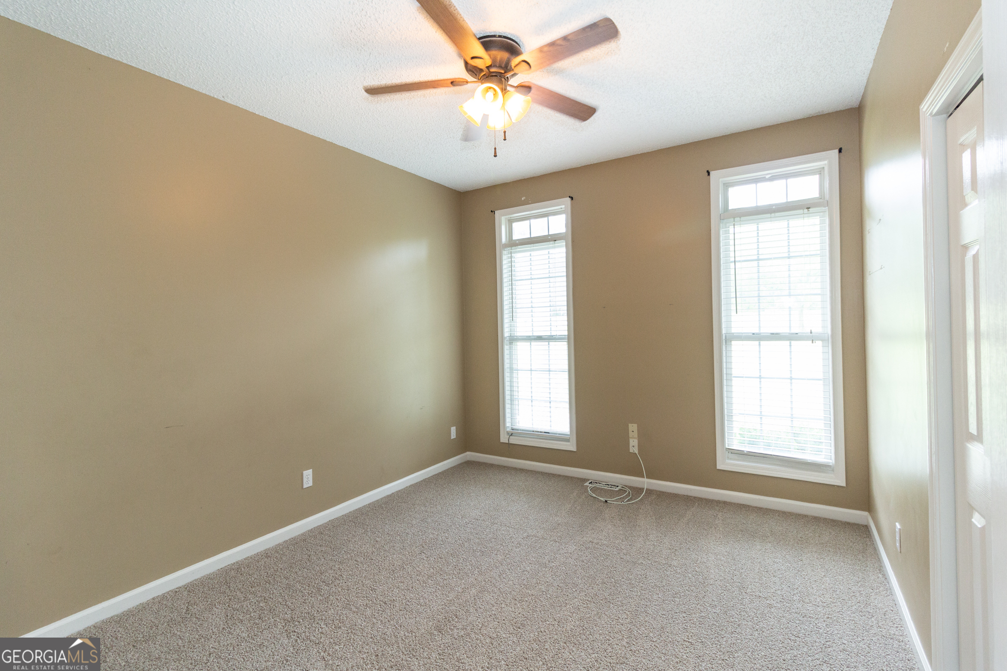 Peachtree City, Georgia 30269, United States, 4 Bedrooms Bedrooms, ,3 BathroomsBathrooms,Residential,Active,3957