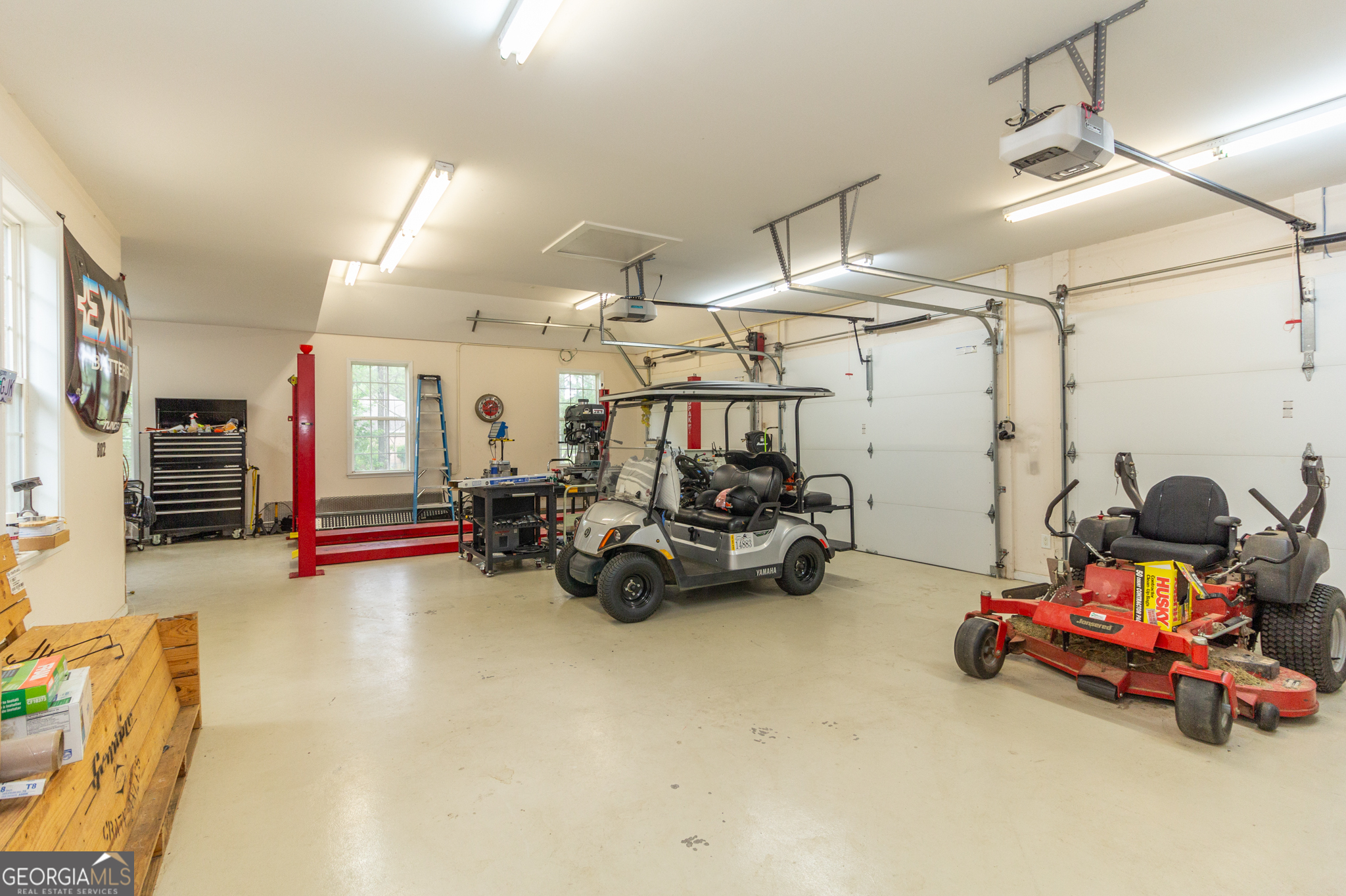 Peachtree City, Georgia 30269, United States, 4 Bedrooms Bedrooms, ,3 BathroomsBathrooms,Residential,Active,3957