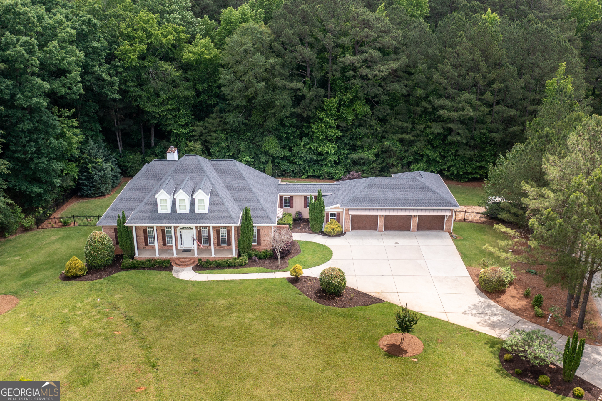 Peachtree City, Georgia 30269, United States, 4 Bedrooms Bedrooms, ,3 BathroomsBathrooms,Residential,Active,3957