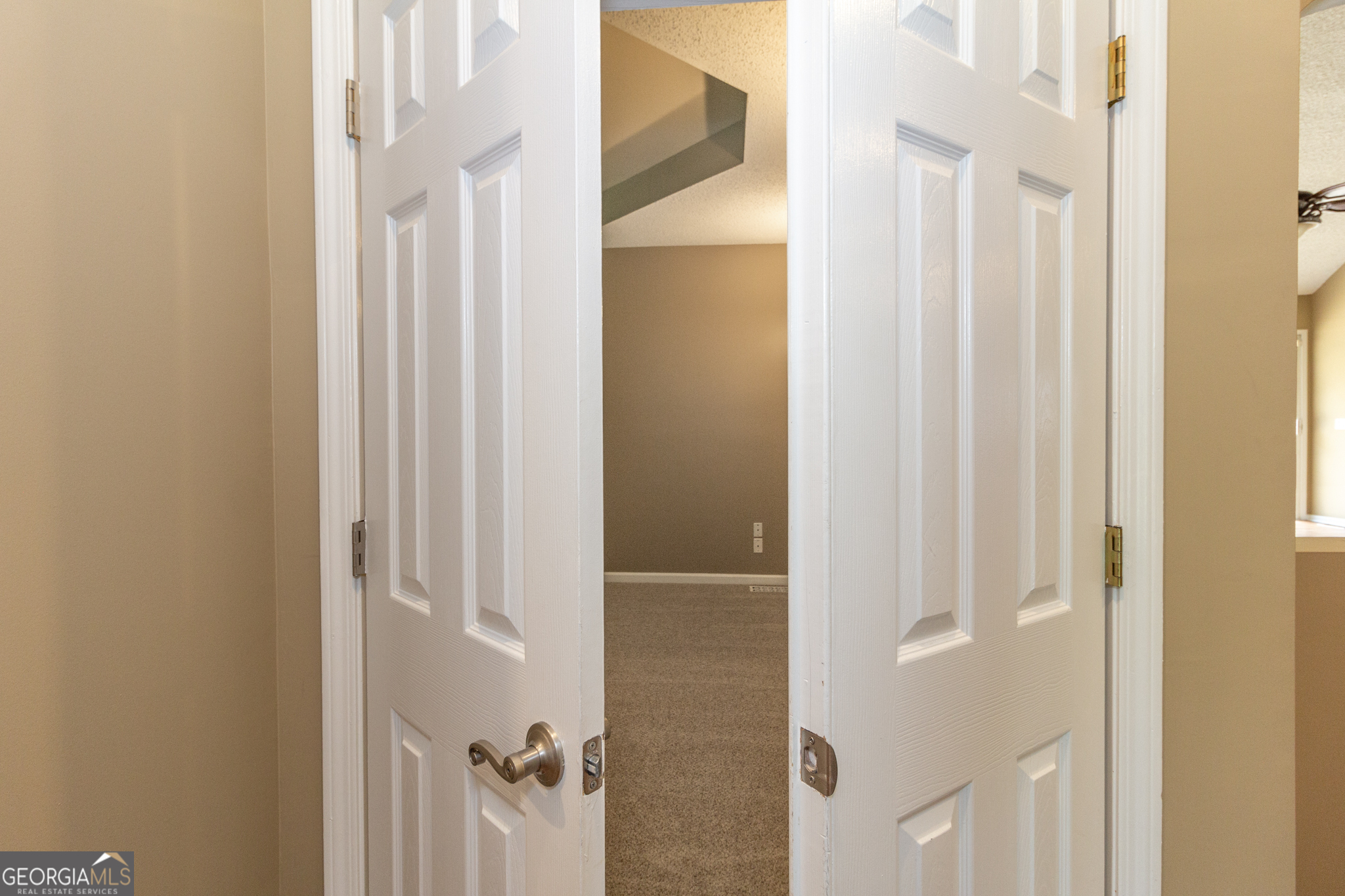 Peachtree City, Georgia 30269, United States, 4 Bedrooms Bedrooms, ,3 BathroomsBathrooms,Residential,Active,3957