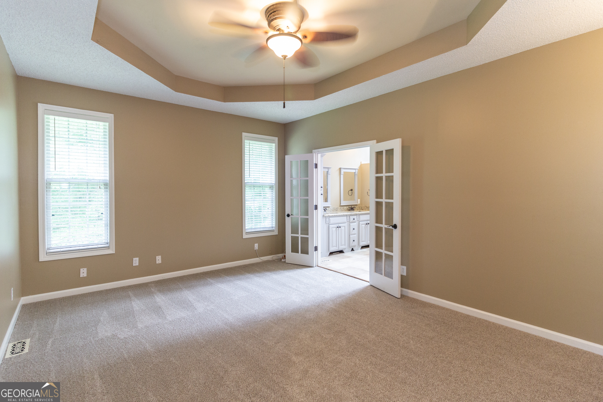 Peachtree City, Georgia 30269, United States, 4 Bedrooms Bedrooms, ,3 BathroomsBathrooms,Residential,Active,3957