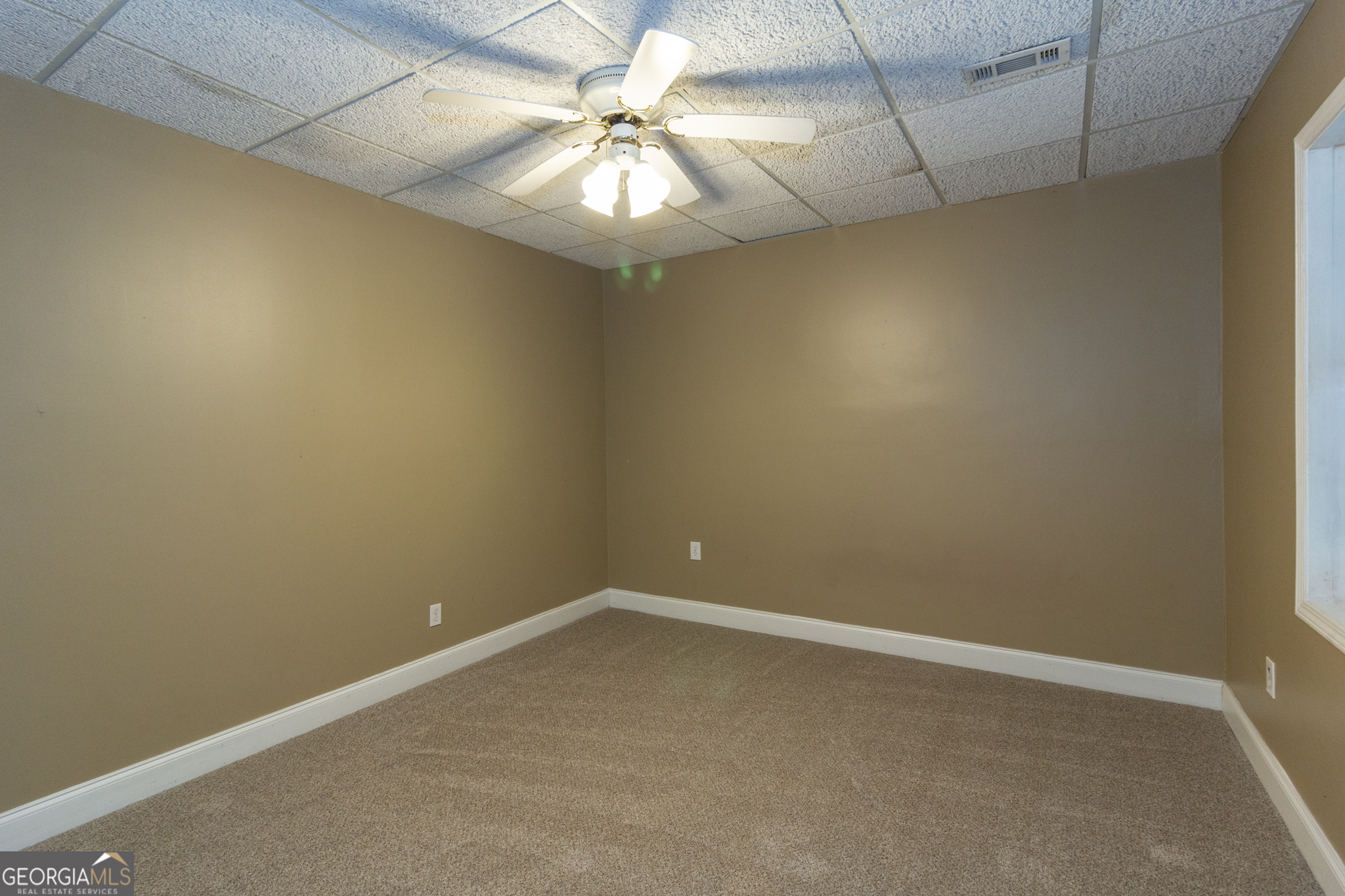 Peachtree City, Georgia 30269, United States, 4 Bedrooms Bedrooms, ,3 BathroomsBathrooms,Residential,Active,3957