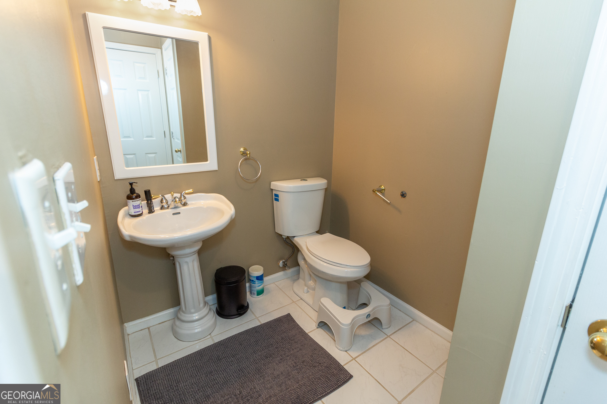 Peachtree City, Georgia 30269, United States, 4 Bedrooms Bedrooms, ,3 BathroomsBathrooms,Residential,Active,3957