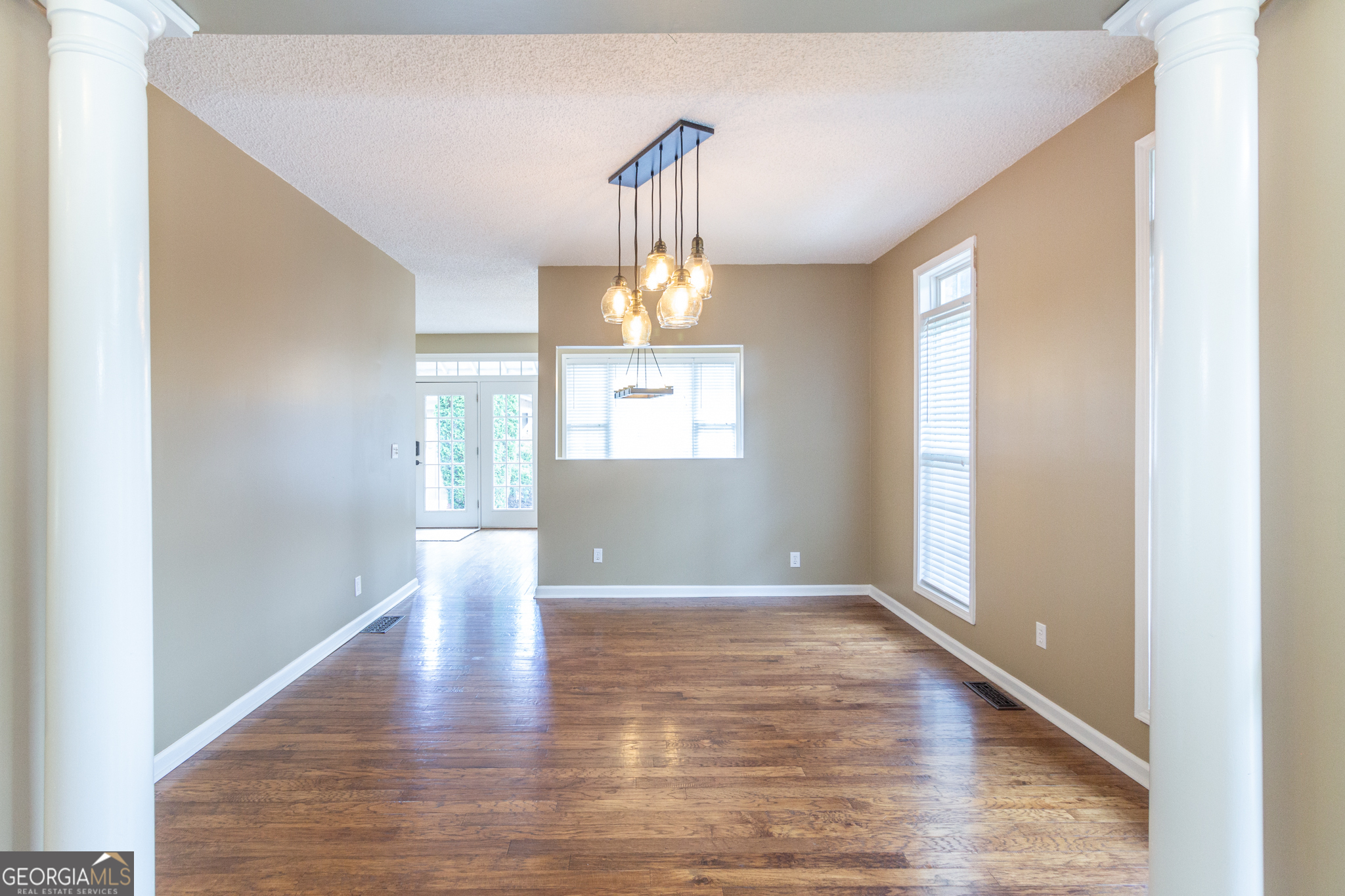 Peachtree City, Georgia 30269, United States, 4 Bedrooms Bedrooms, ,3 BathroomsBathrooms,Residential,Active,3957