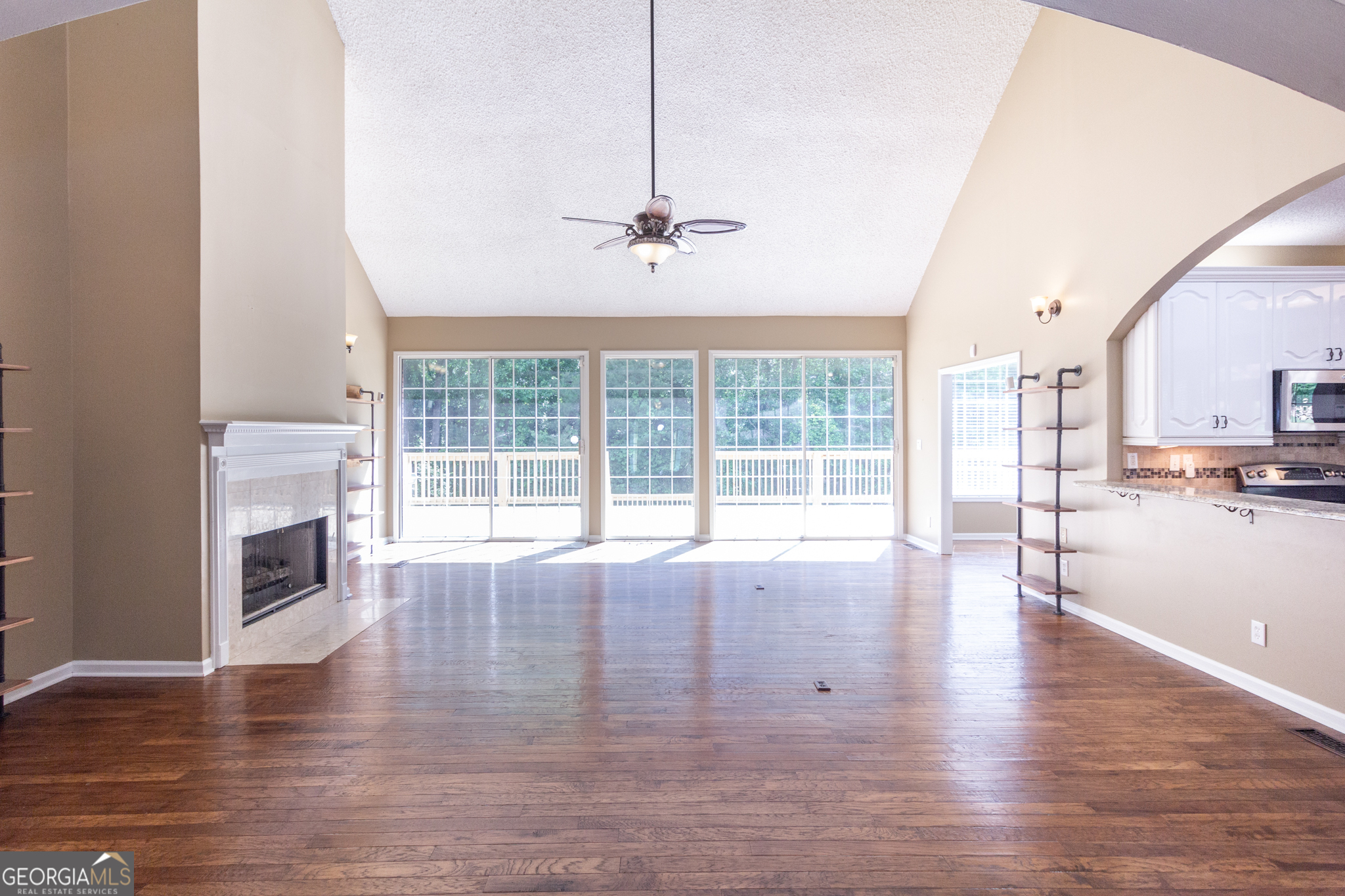 Peachtree City, Georgia 30269, United States, 4 Bedrooms Bedrooms, ,3 BathroomsBathrooms,Residential,Active,3957