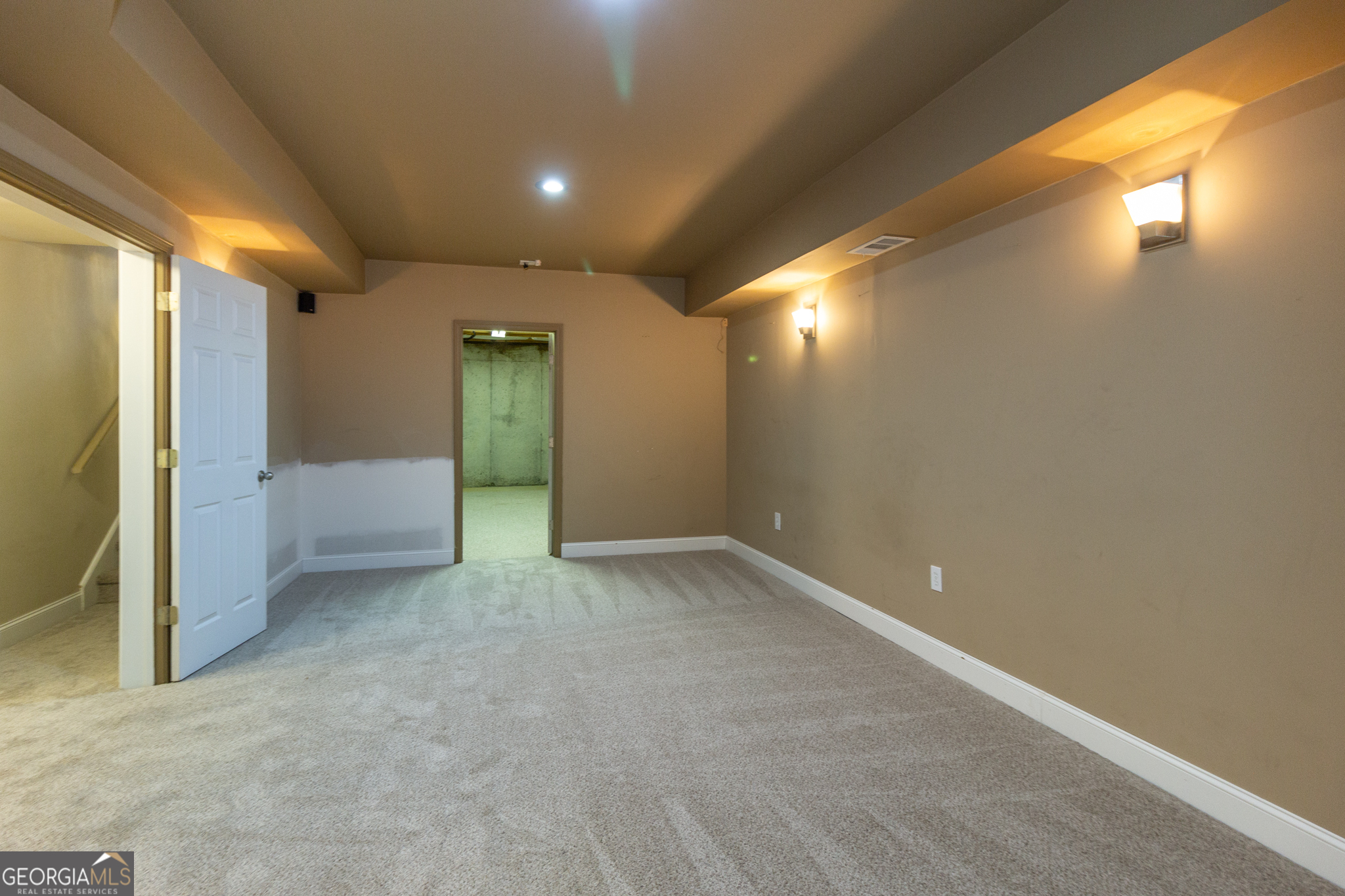 Peachtree City, Georgia 30269, United States, 4 Bedrooms Bedrooms, ,3 BathroomsBathrooms,Residential,Active,3957