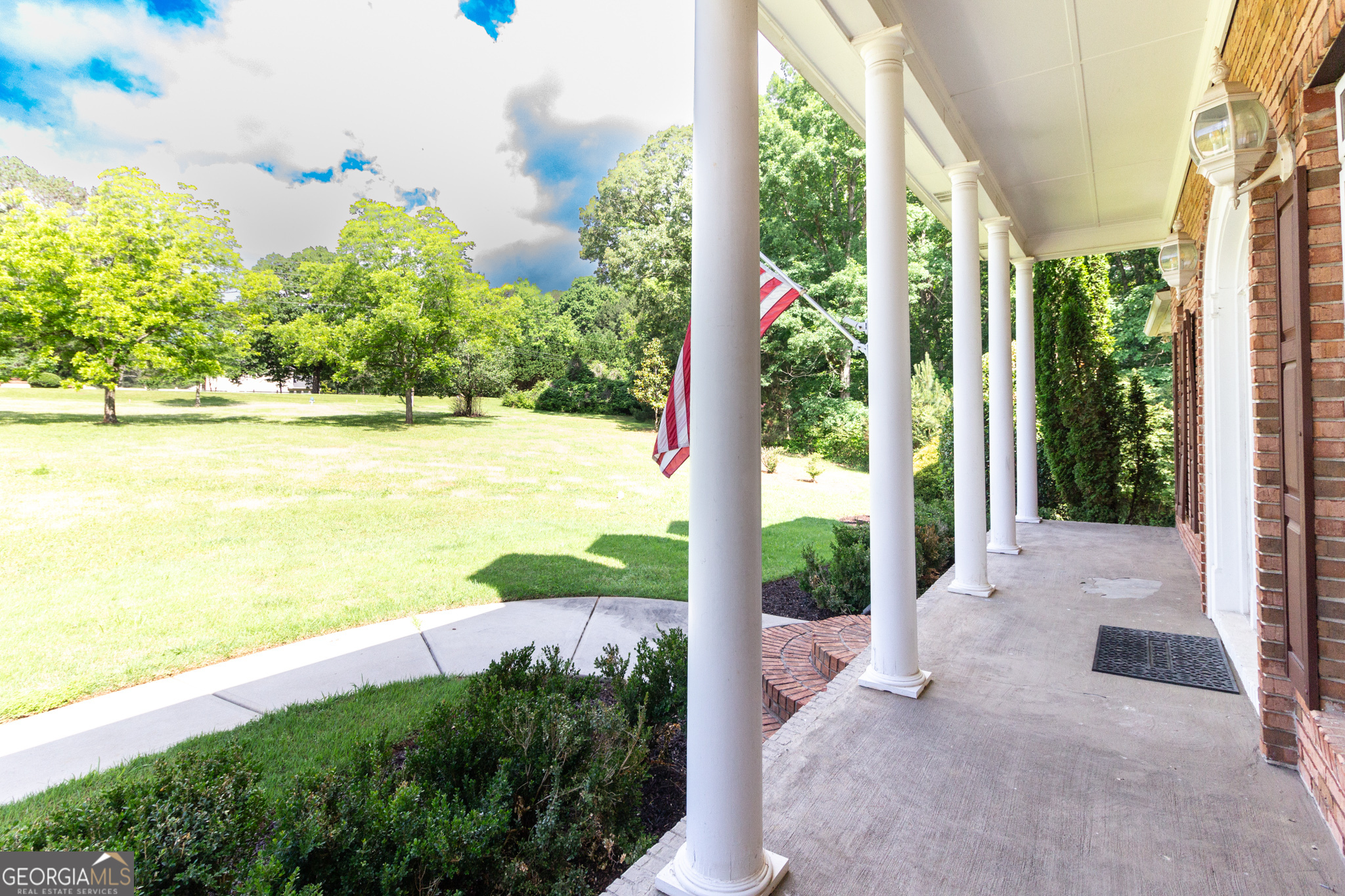 Peachtree City, Georgia 30269, United States, 4 Bedrooms Bedrooms, ,3 BathroomsBathrooms,Residential,Active,3957