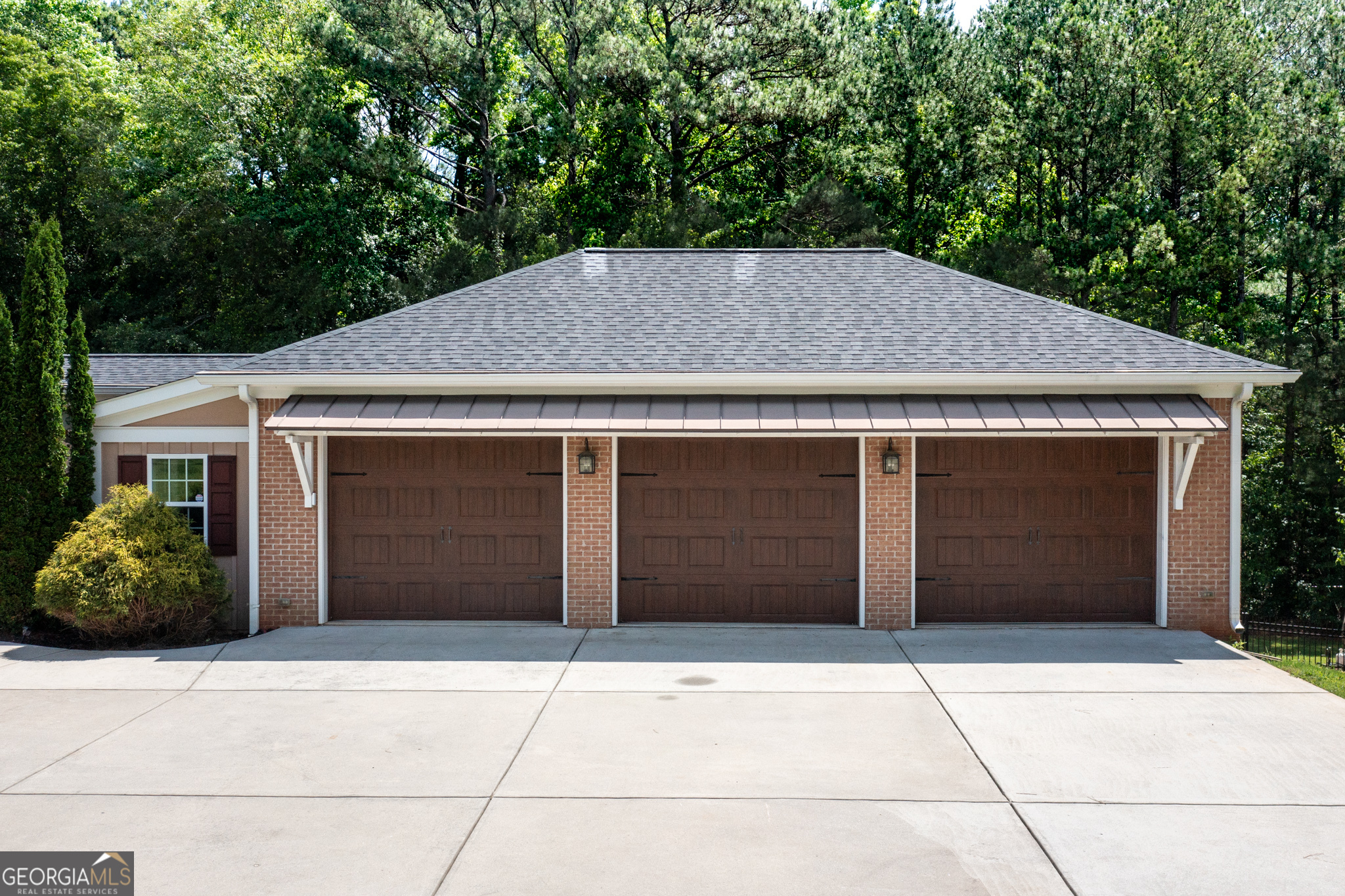 Peachtree City, Georgia 30269, United States, 4 Bedrooms Bedrooms, ,3 BathroomsBathrooms,Residential,Active,3957