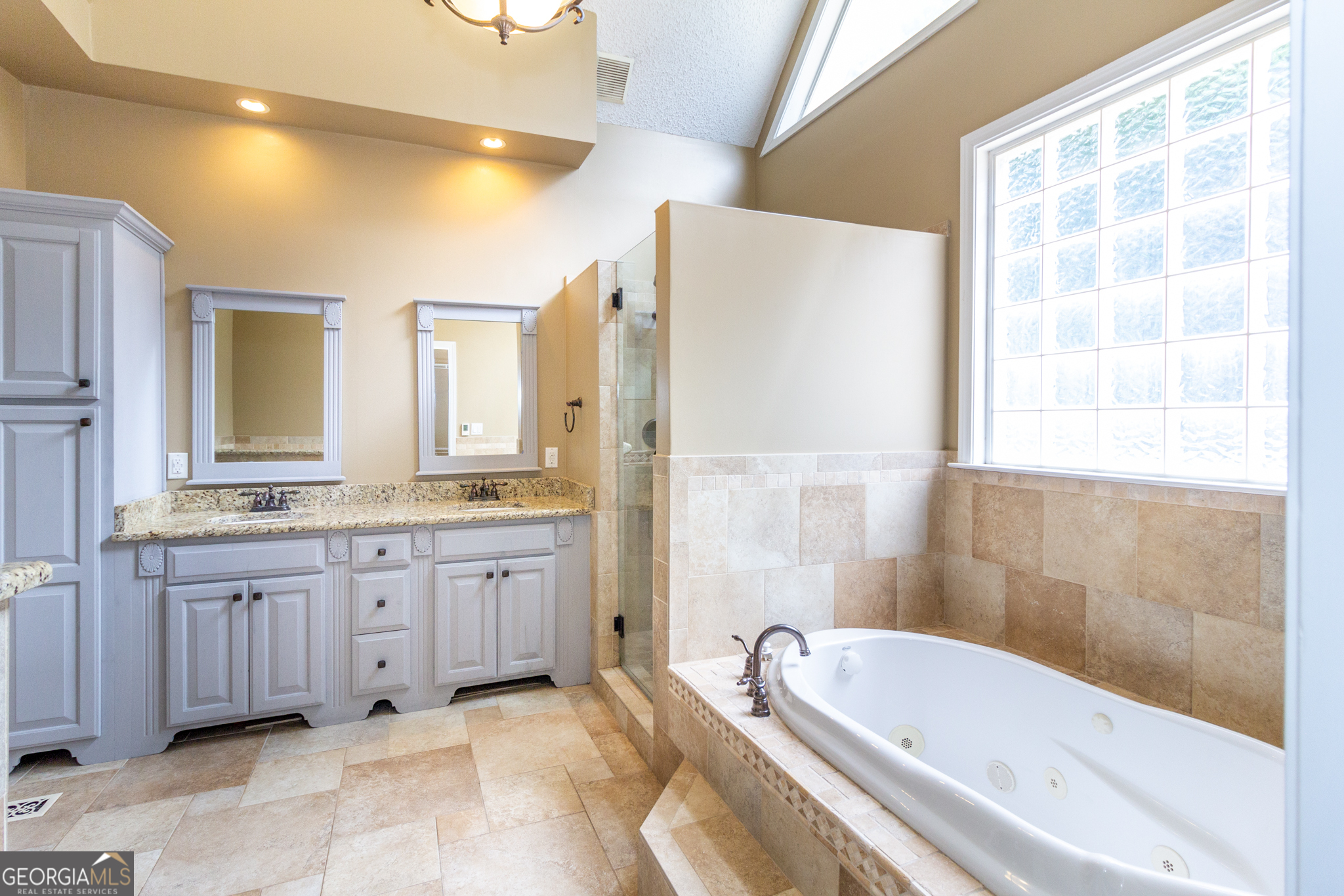 Peachtree City, Georgia 30269, United States, 4 Bedrooms Bedrooms, ,3 BathroomsBathrooms,Residential,Active,3957