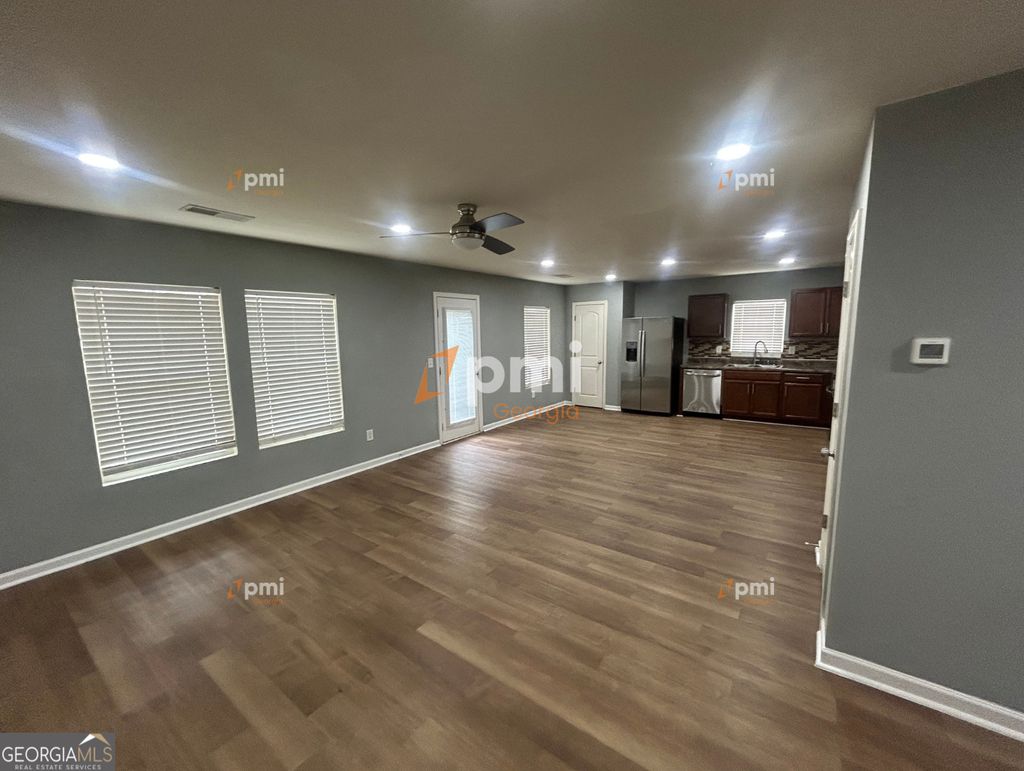 Photo of 156 Sourwood Lane, Warner Robins, GA 31093 (MLS # 10686894)