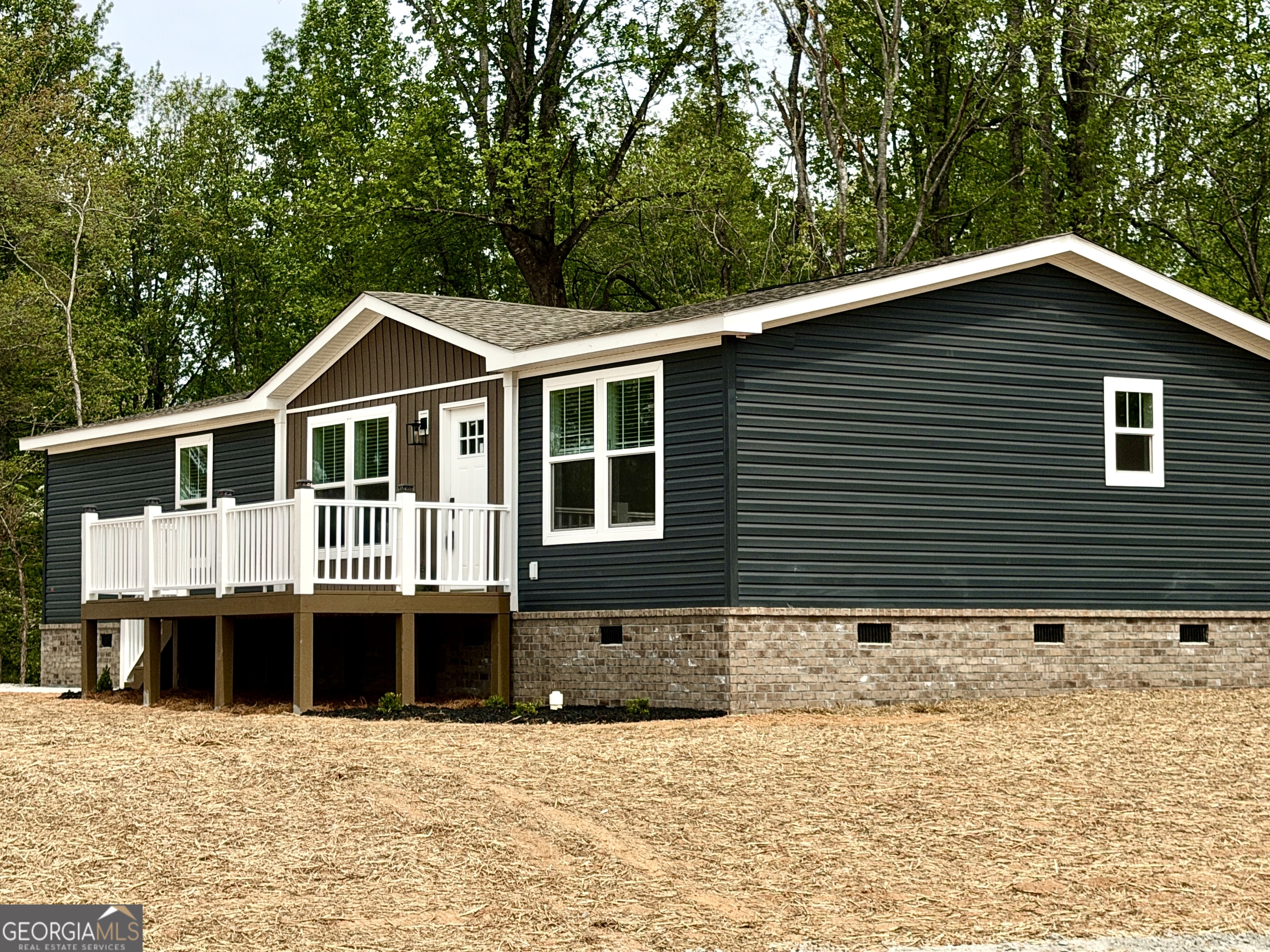 2868 Hollywood Church RD