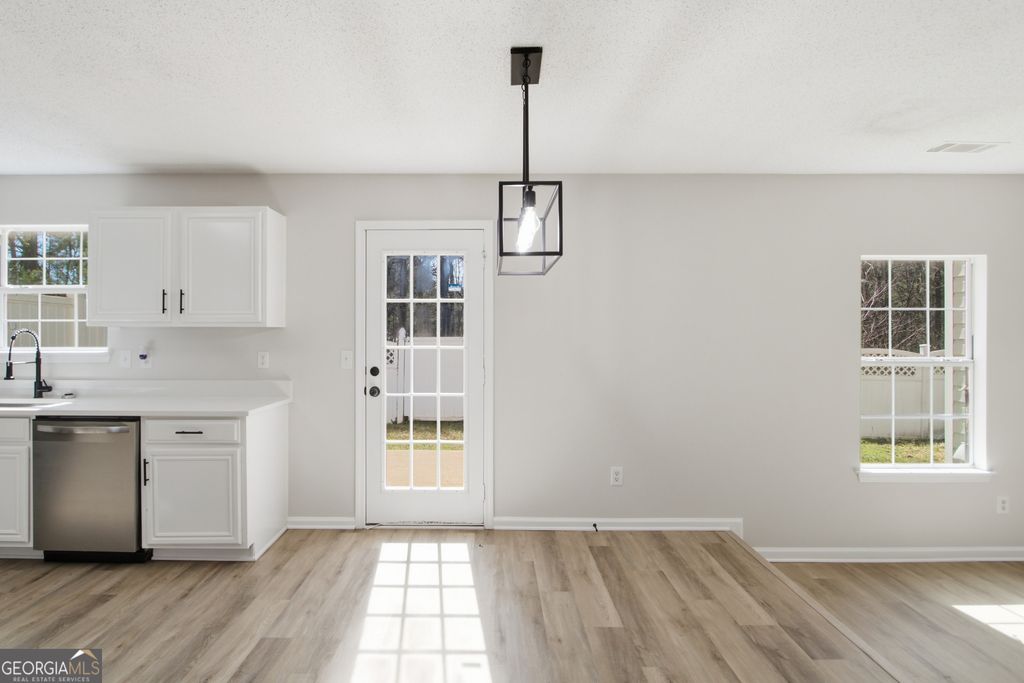 Photo of 6009 RedTop Loop, Fairburn, GA 30213 (MLS # 10710193)