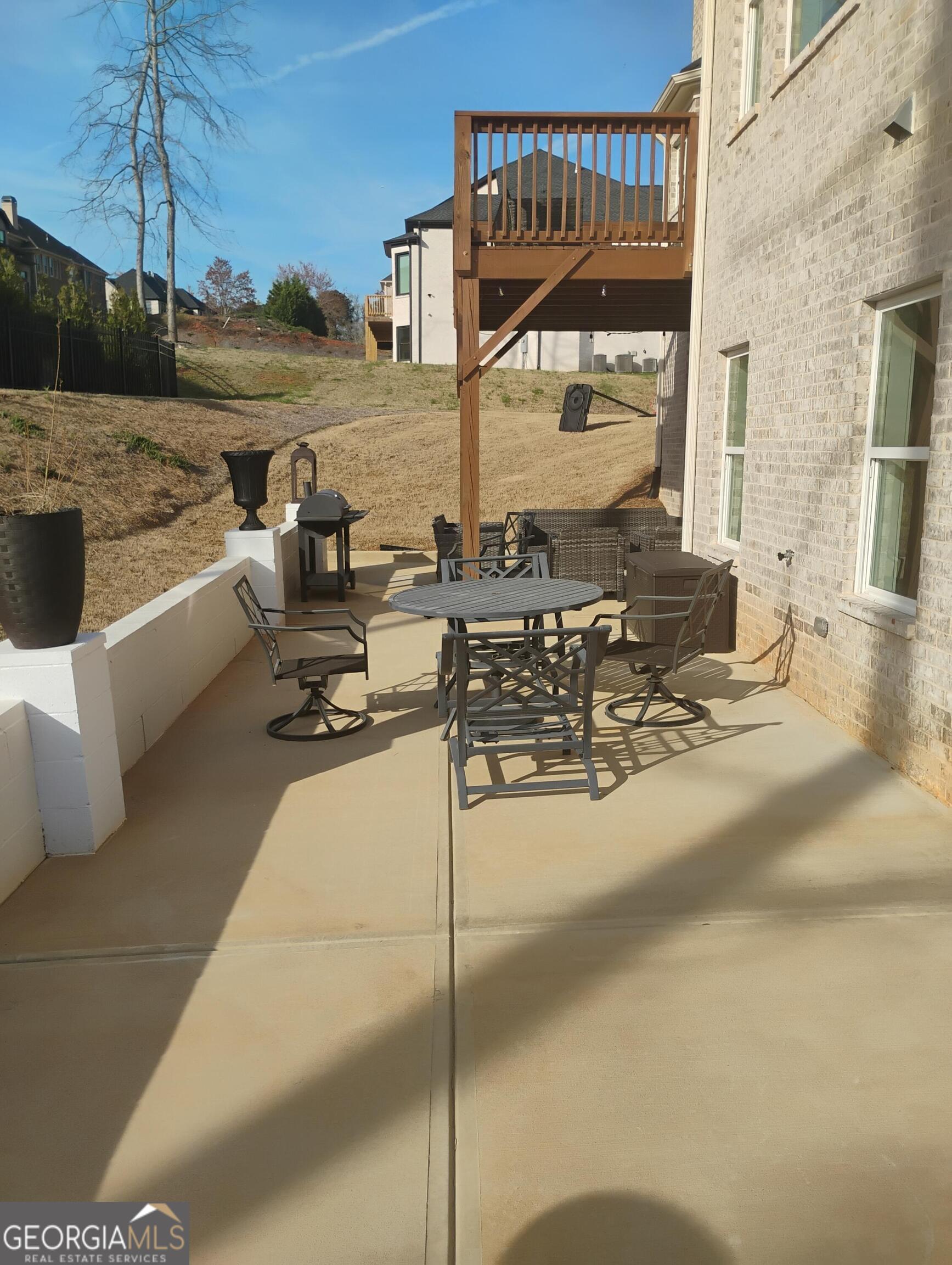 4604 Mossey DR