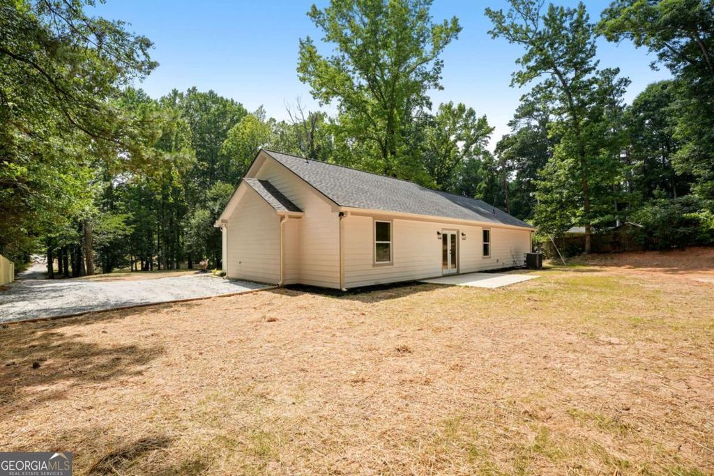 Photo of 1231 Bunny Court, Loganville, GA 30052 (MLS # 10813836)