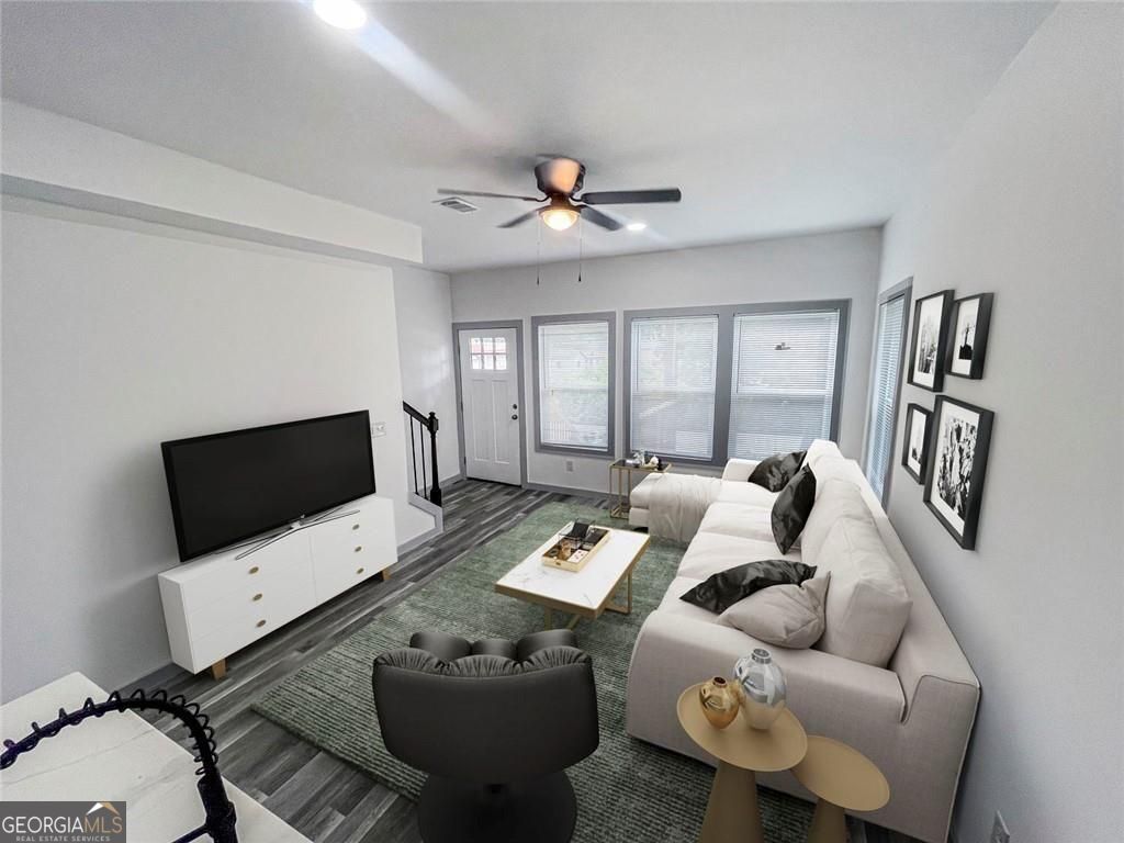 215 NW Anderson AVE NW