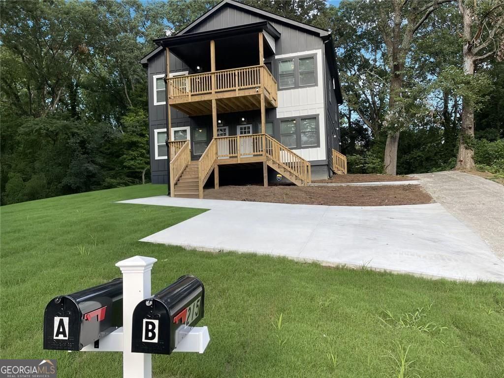 215 NW Anderson AVE NW