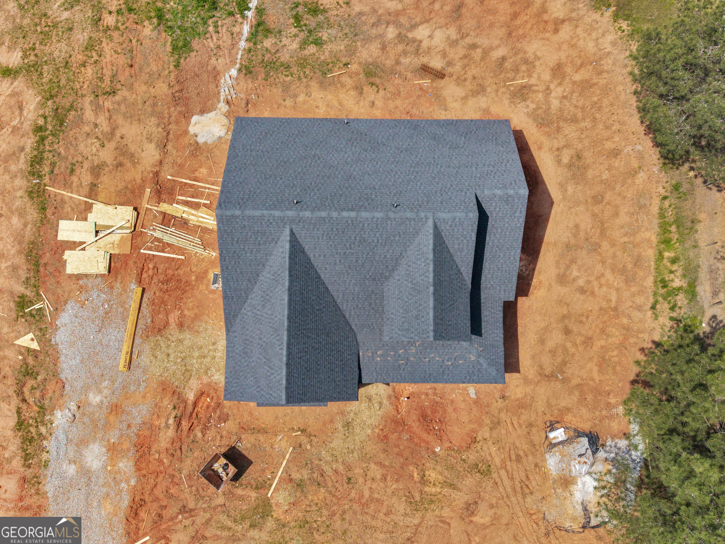 132 Loyd RD