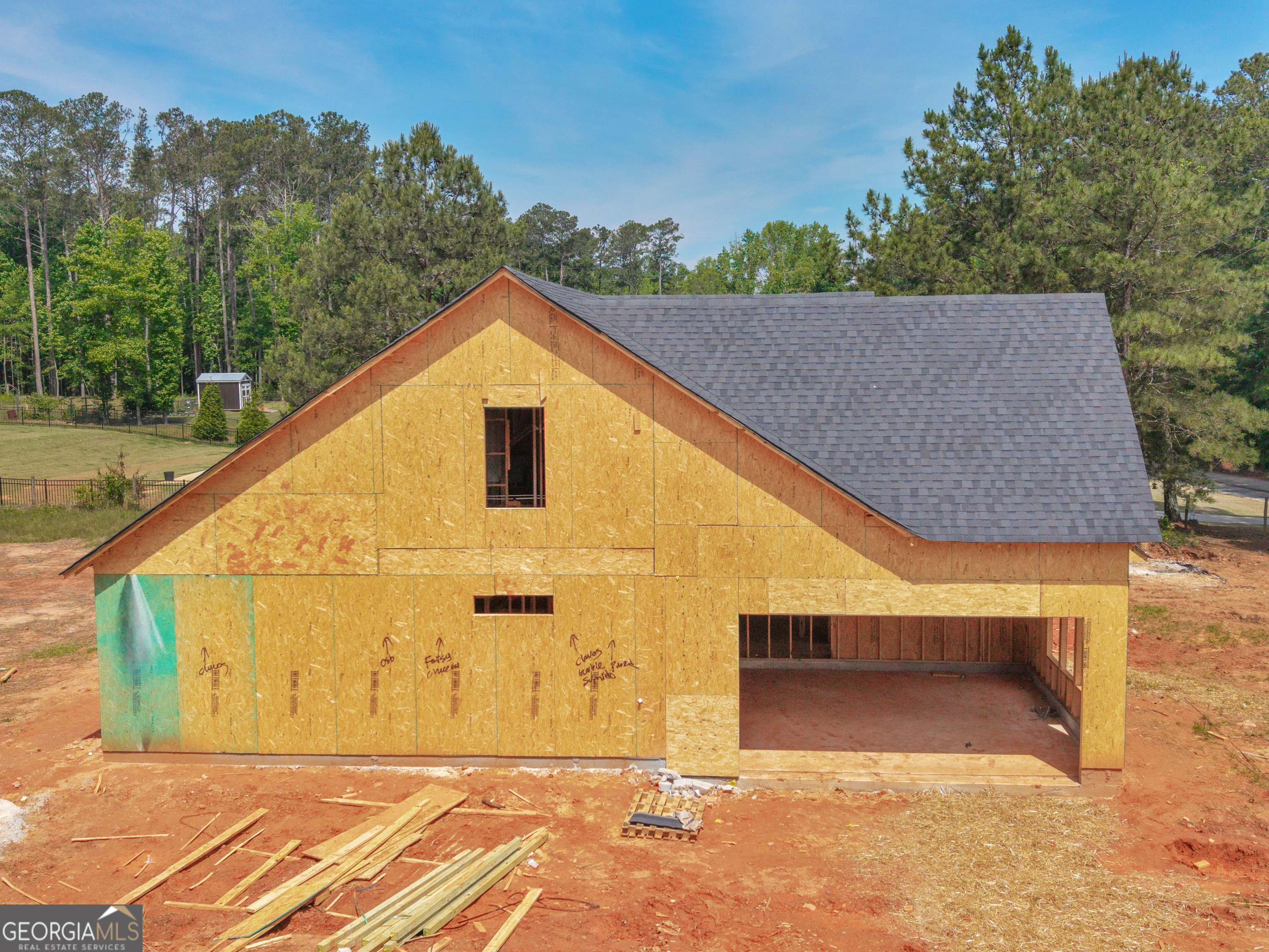 132 Loyd RD
