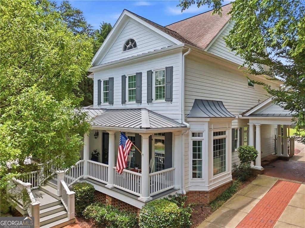 Photo of 3901 Hazelhurst Drive, Marietta, GA 30066 (MLS # 10831942)