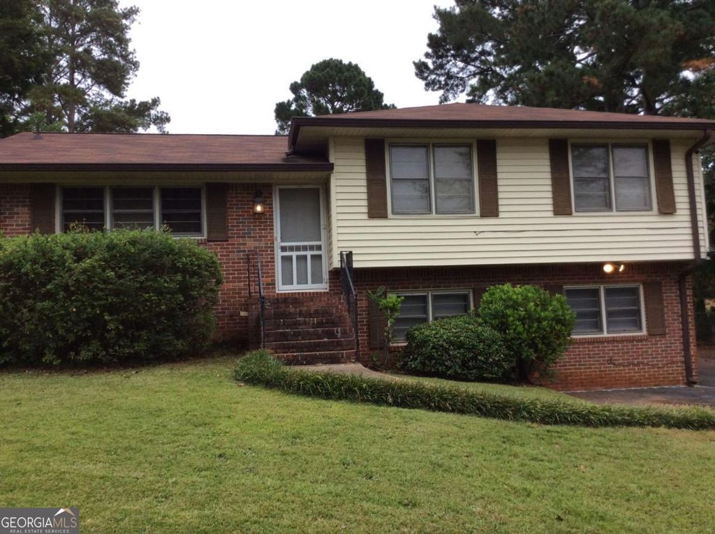 Photo of 209 Decatur Street, Mcdonough, GA 30253 (MLS # 10726952)