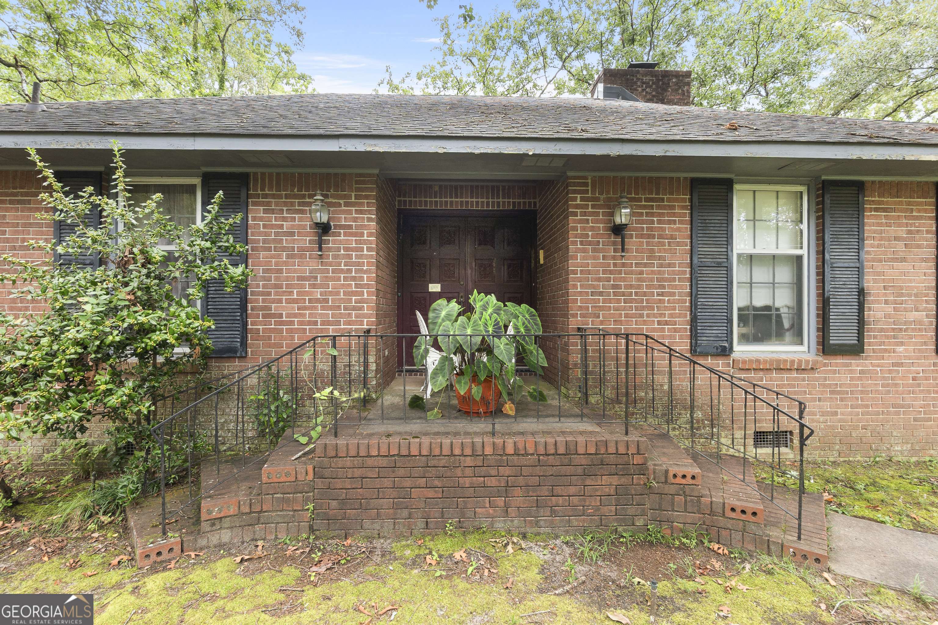 112 Tanglewood DR