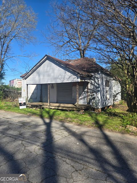 3200 Magnolia East Point GA 30344