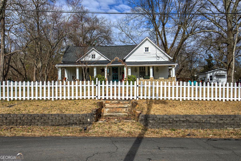 Photo of 401 Edison Street, Menlo, GA 30731 (MLS # 10675064)