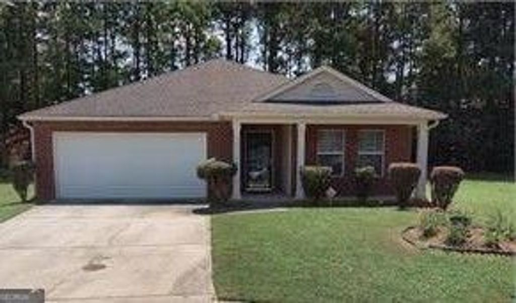 Photo of 460 Pinevale Court, Atlanta, GA 30349 (MLS # 10804123)