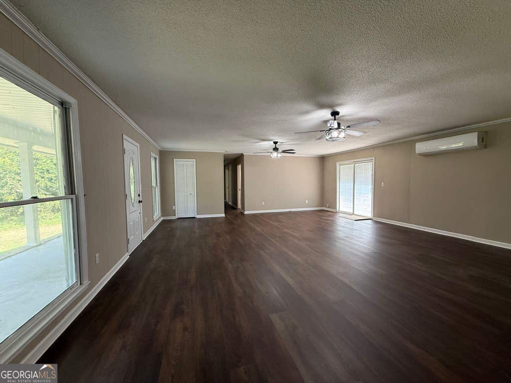 Photo of 818 Ridge Avenue, Thomson, GA 30824 (MLS # 10832712)