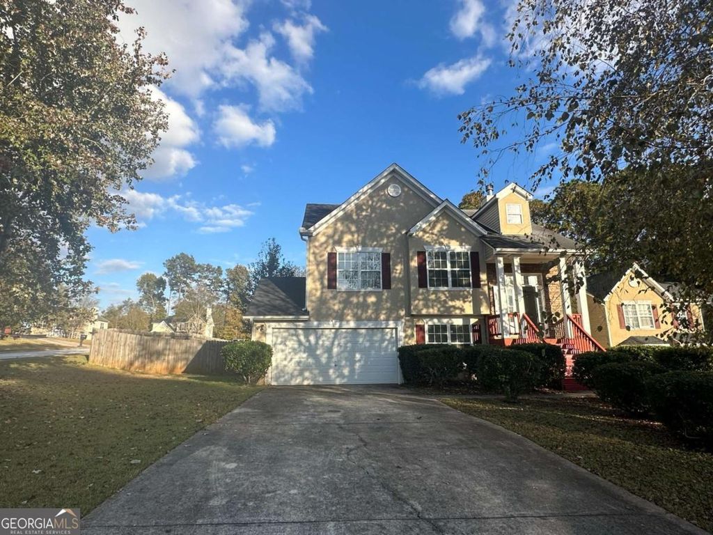 Photo of 7980 Kendrick Estate Place, Jonesboro, GA 30238 (MLS # 10672353)