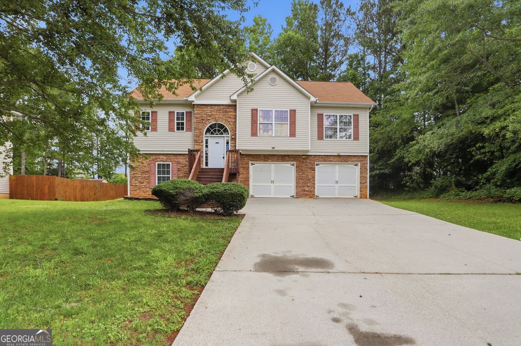 Photo of 117 E Woodland Manor, Temple, GA 30179 (MLS # 10772907)